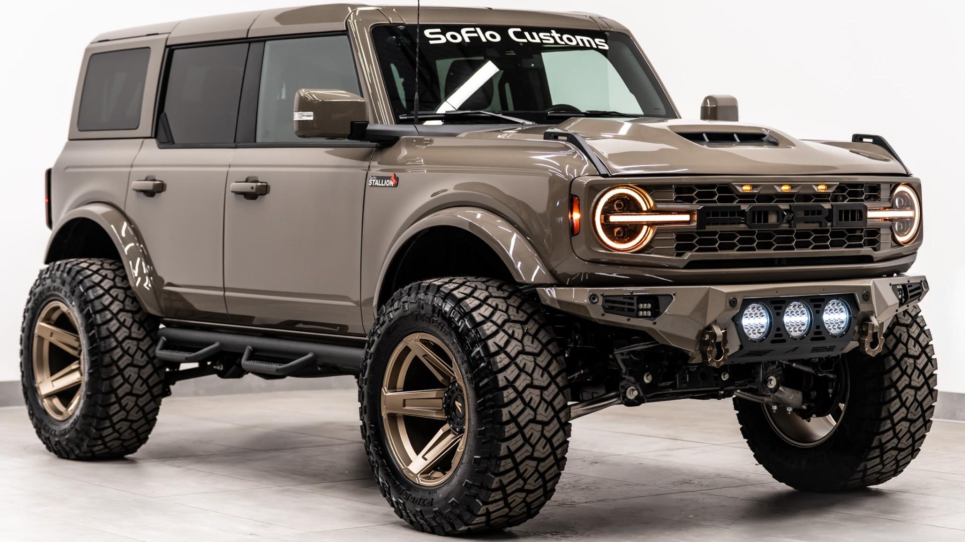 2026 FORD BRONCO in Marsh Gray, photo 5 of 56