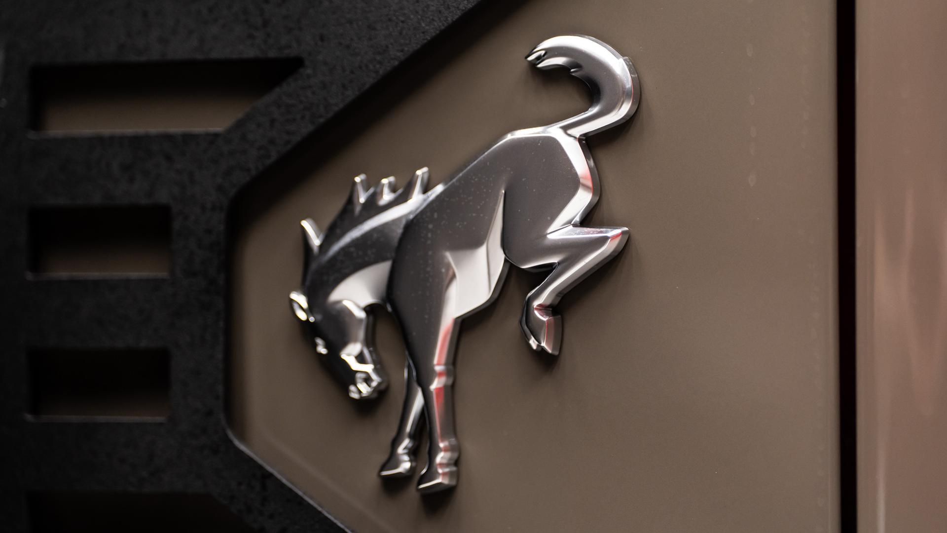 2026 FORD BRONCO in Marsh Gray, photo 9 of 56