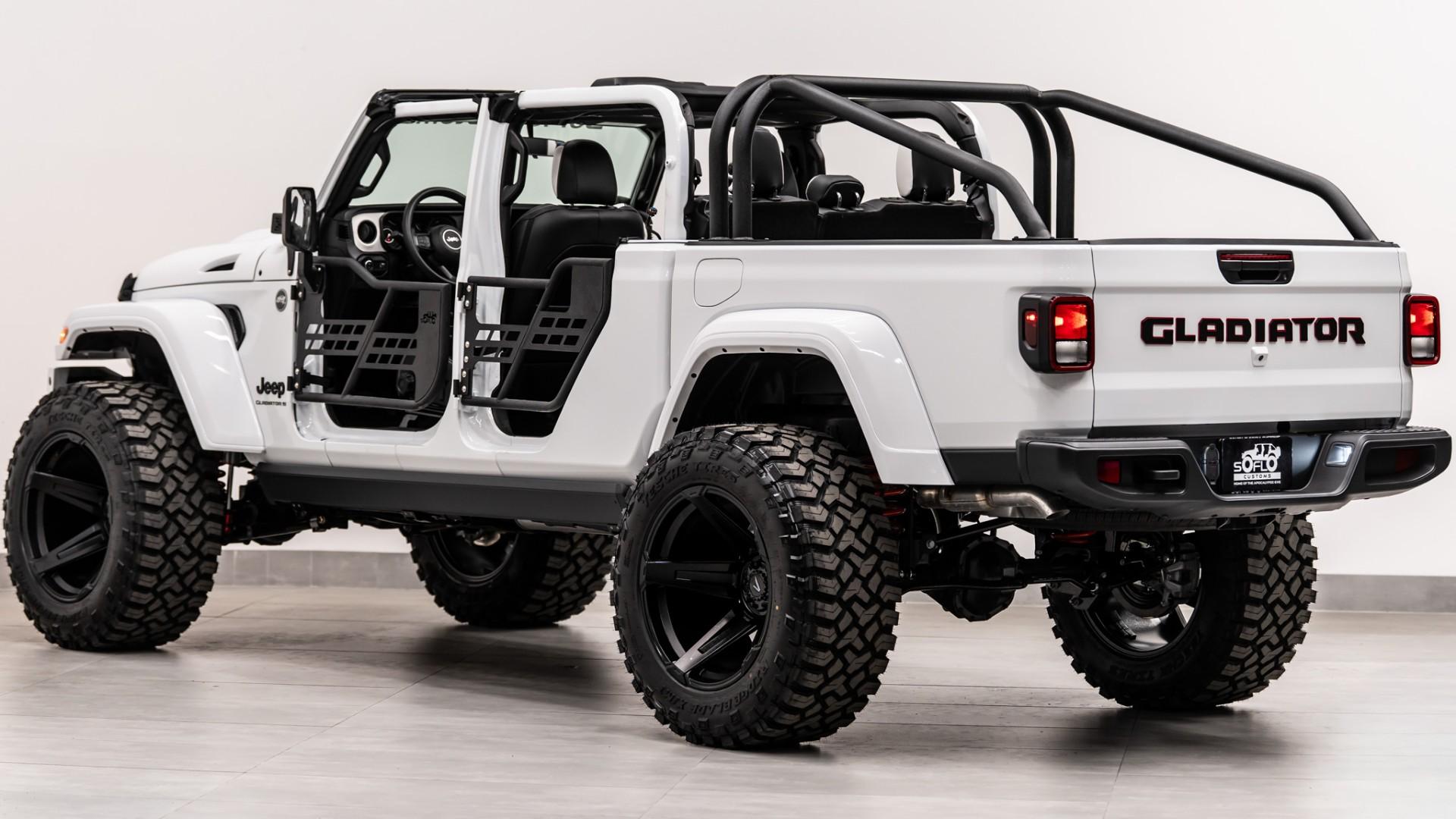 2026 JEEP GLADIATOR 4X4 in White, photo 48 of 60