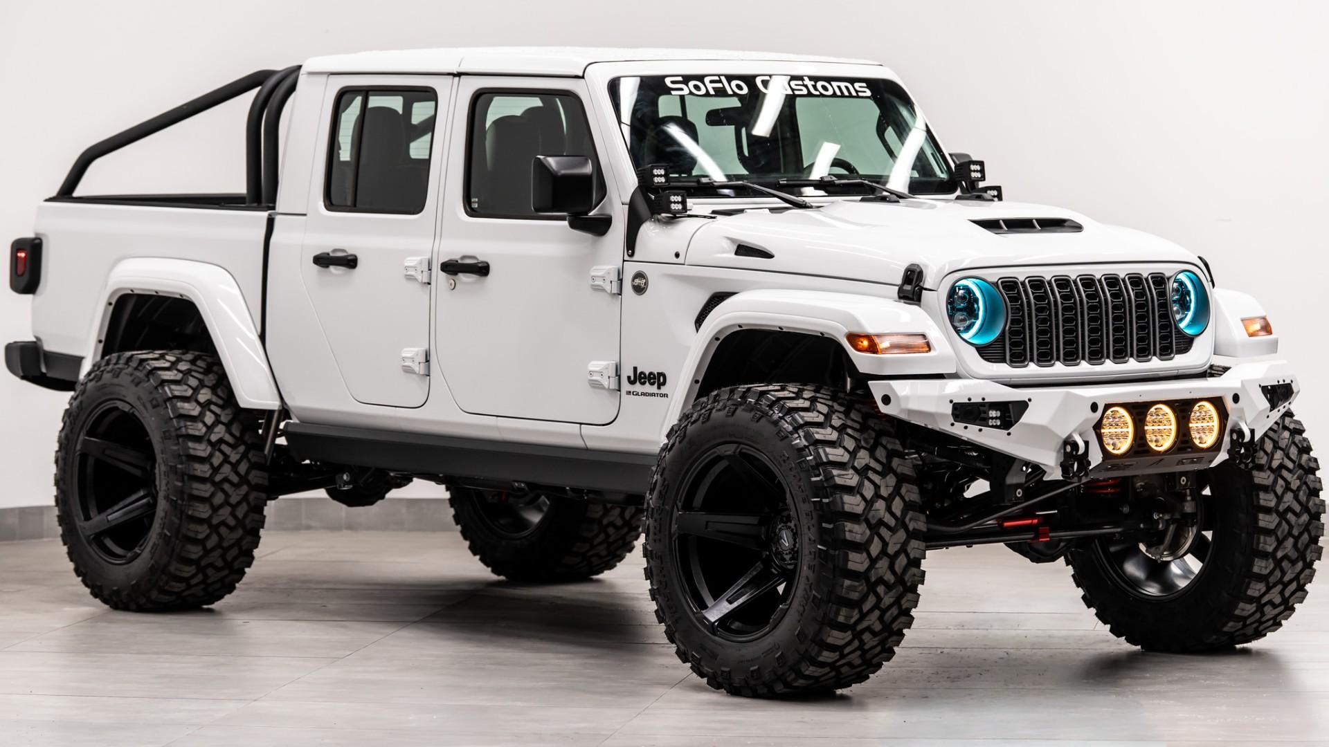2026 JEEP GLADIATOR 4X4 in White, photo 5 of 60