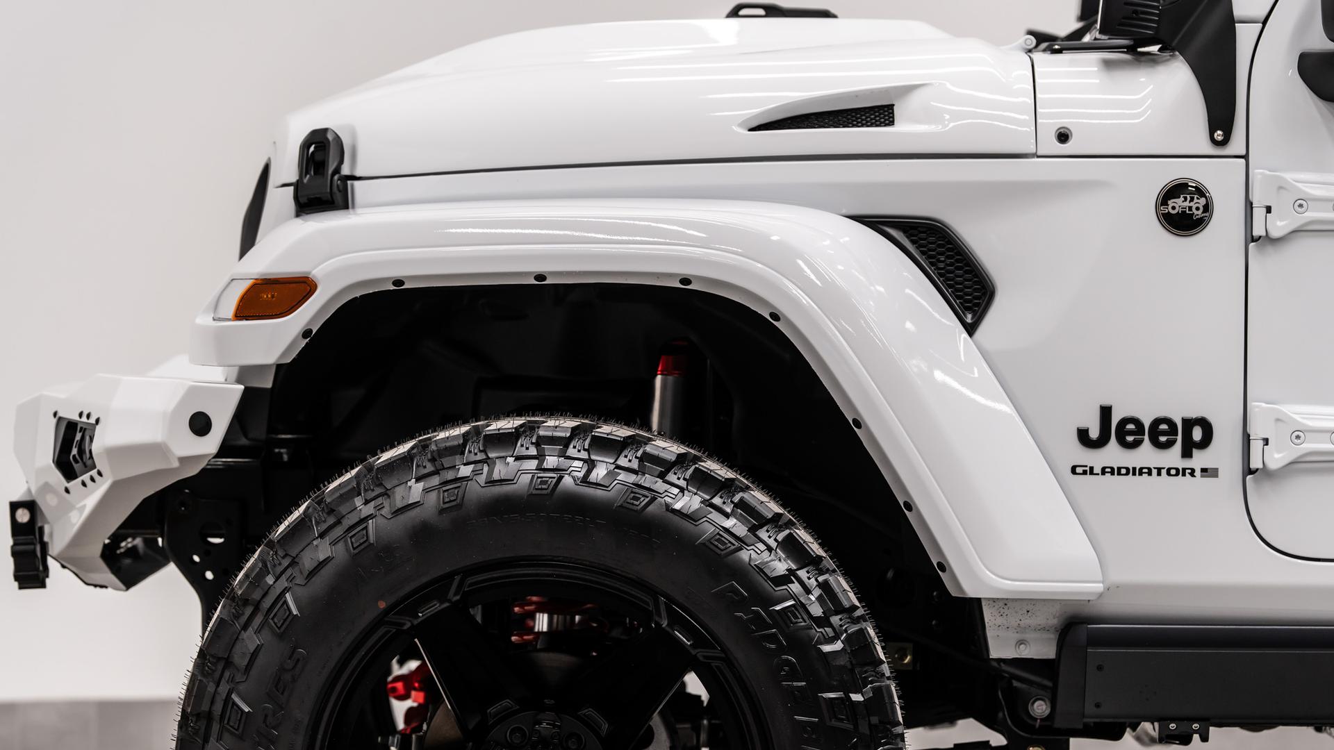2026 JEEP GLADIATOR 4X4 in White, photo 22 of 60