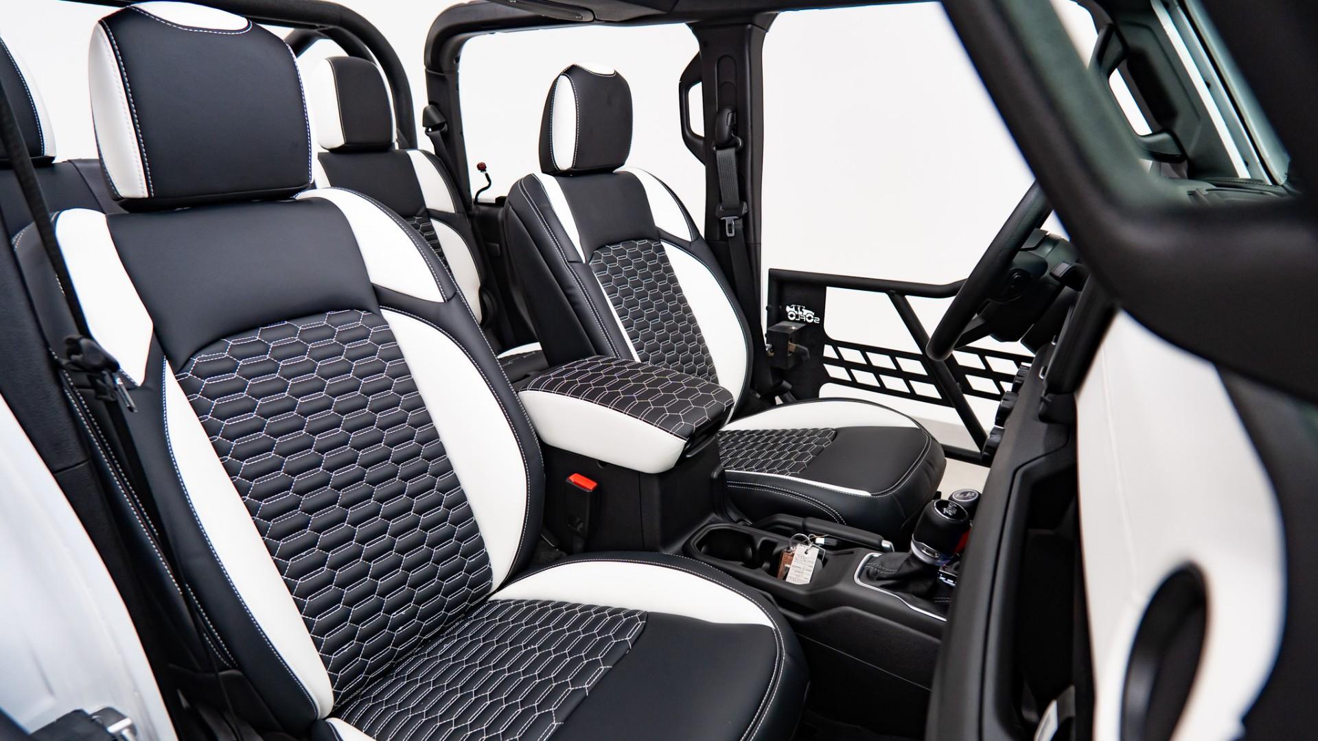 2026 JEEP GLADIATOR 4X4 in White, photo 43 of 60