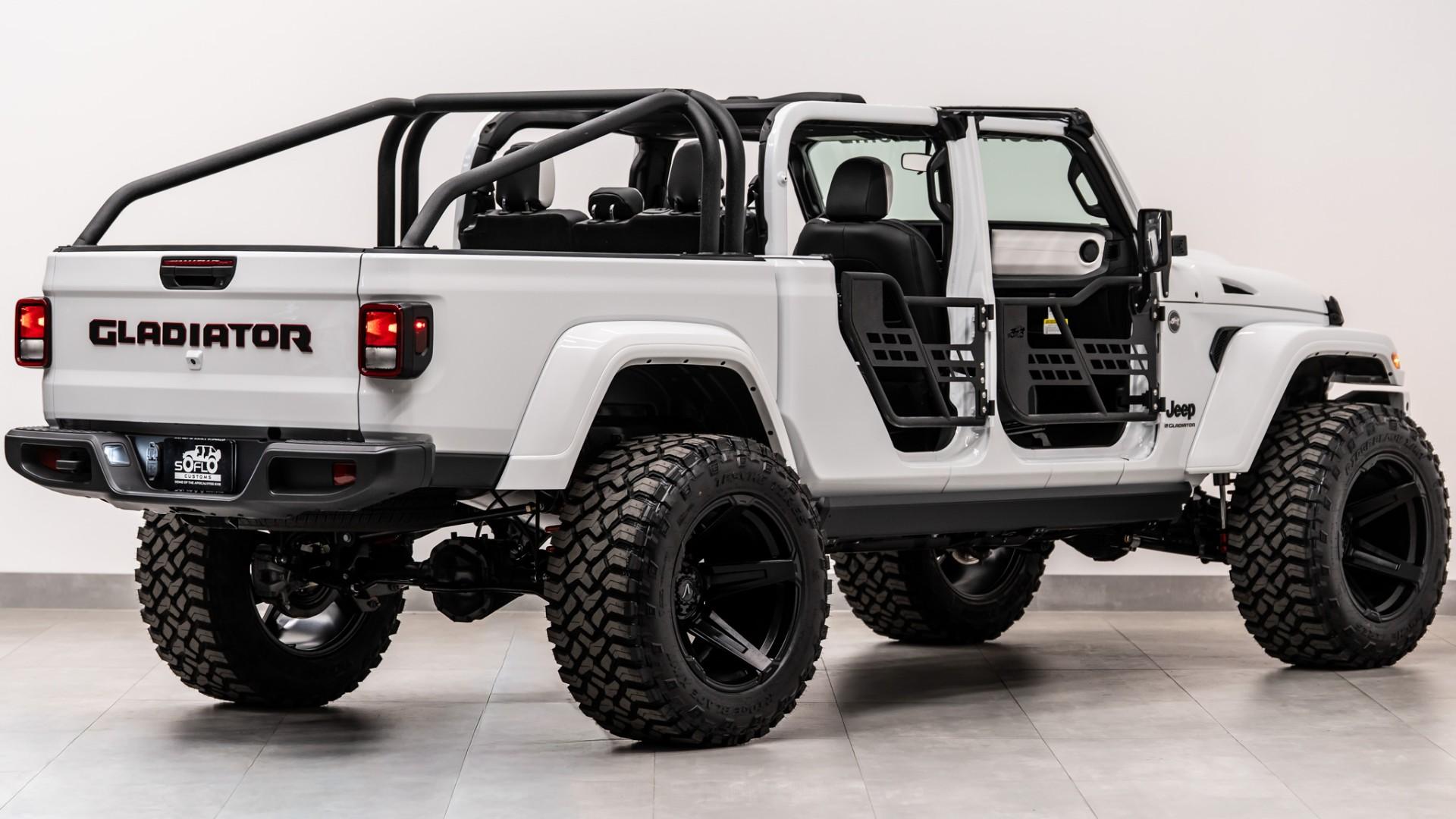 2026 JEEP GLADIATOR 4X4 in White, photo 47 of 60