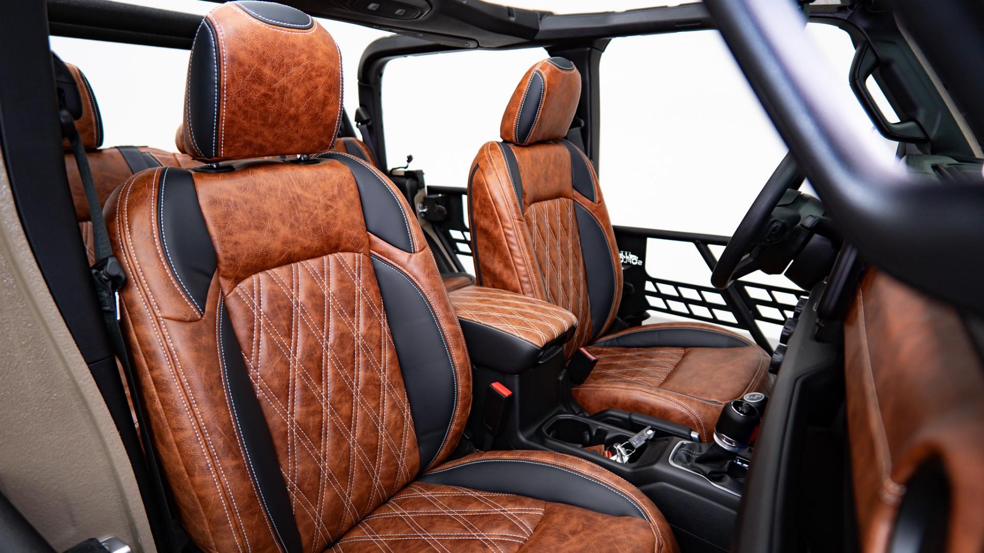2026 JEEP GLADIATOR in Tan, photo 40 of 58