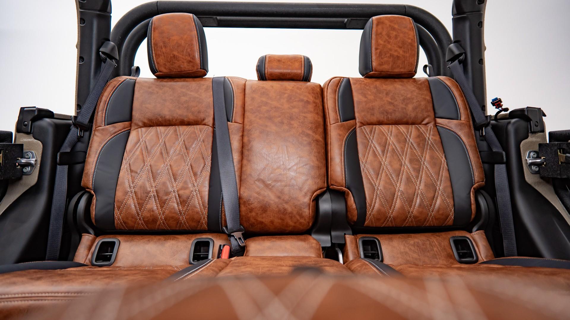 2026 JEEP GLADIATOR 4X4 in Tan, photo 37 of 60