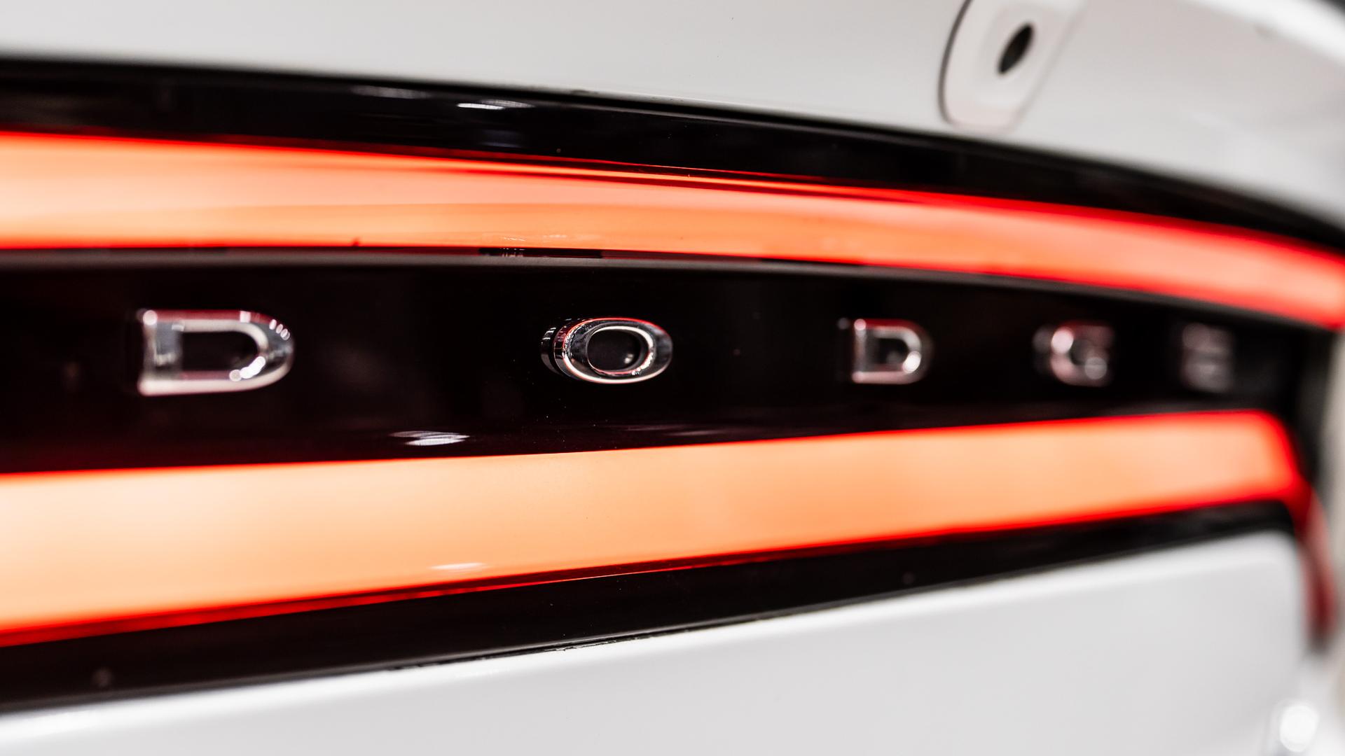 2022 DODGE CHARGER in WHITE KNUCKLE CLEARCOAT, photo 45 of 54