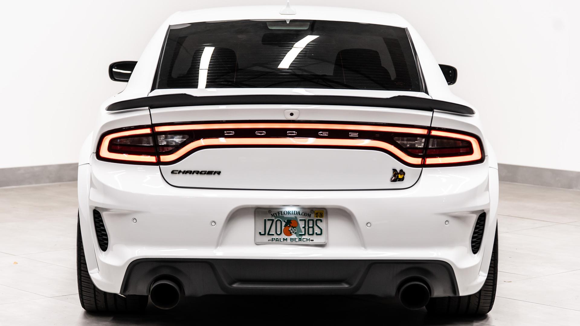 2022 DODGE CHARGER in WHITE KNUCKLE CLEARCOAT, photo 9 of 54
