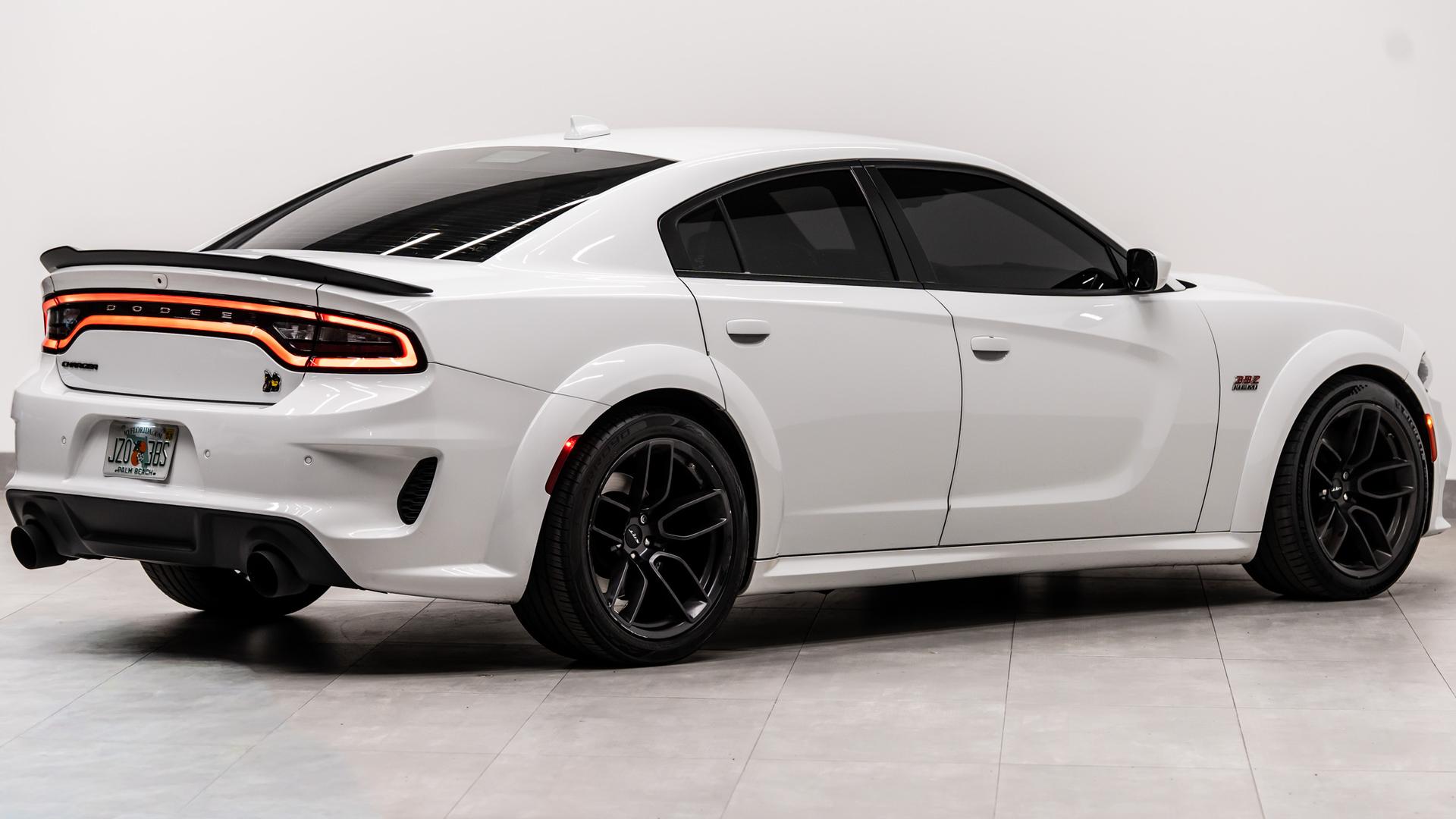 2022 DODGE CHARGER in WHITE KNUCKLE CLEARCOAT, photo 8 of 54