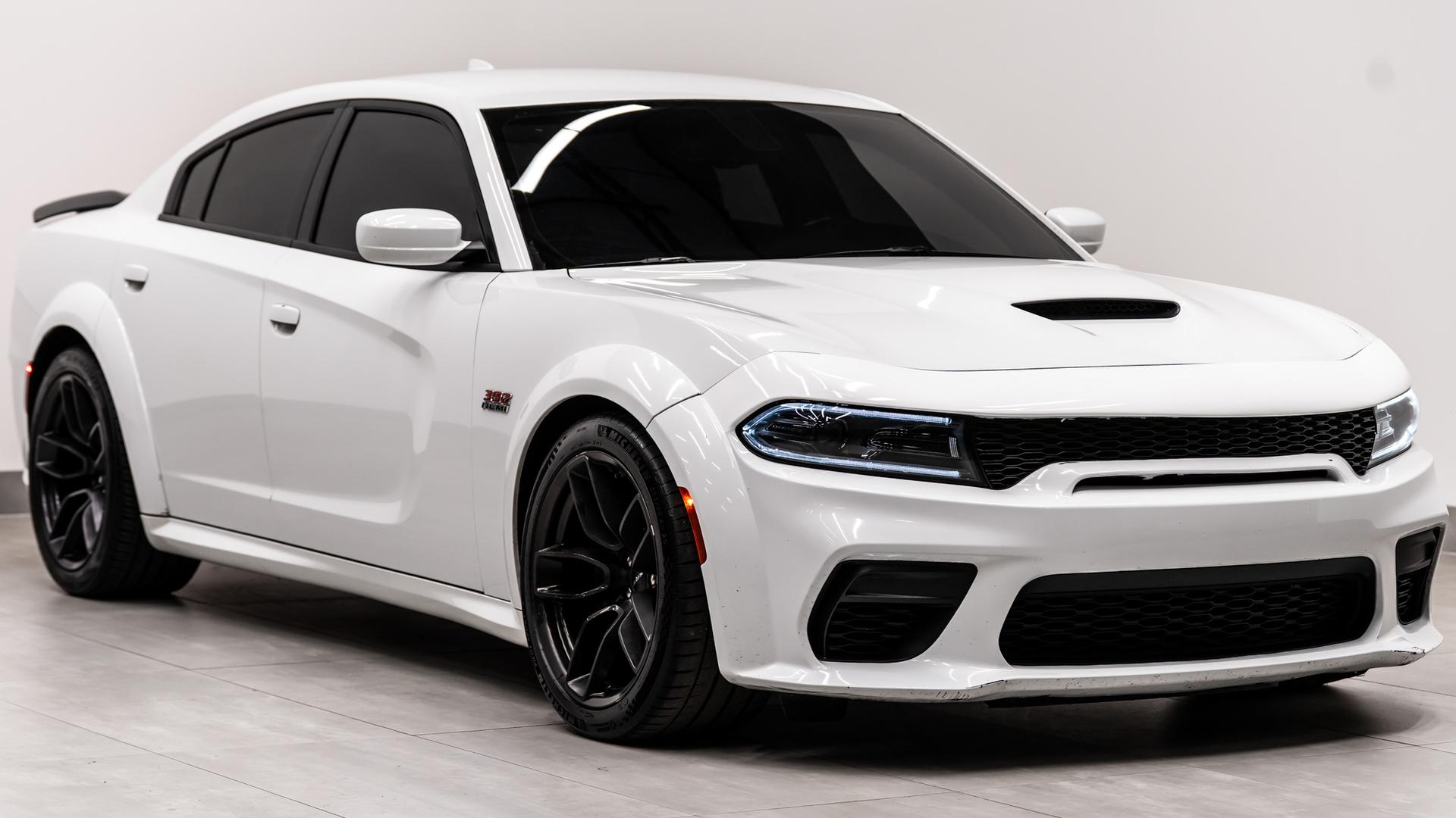 2022 DODGE CHARGER in WHITE KNUCKLE CLEARCOAT, photo 5 of 54
