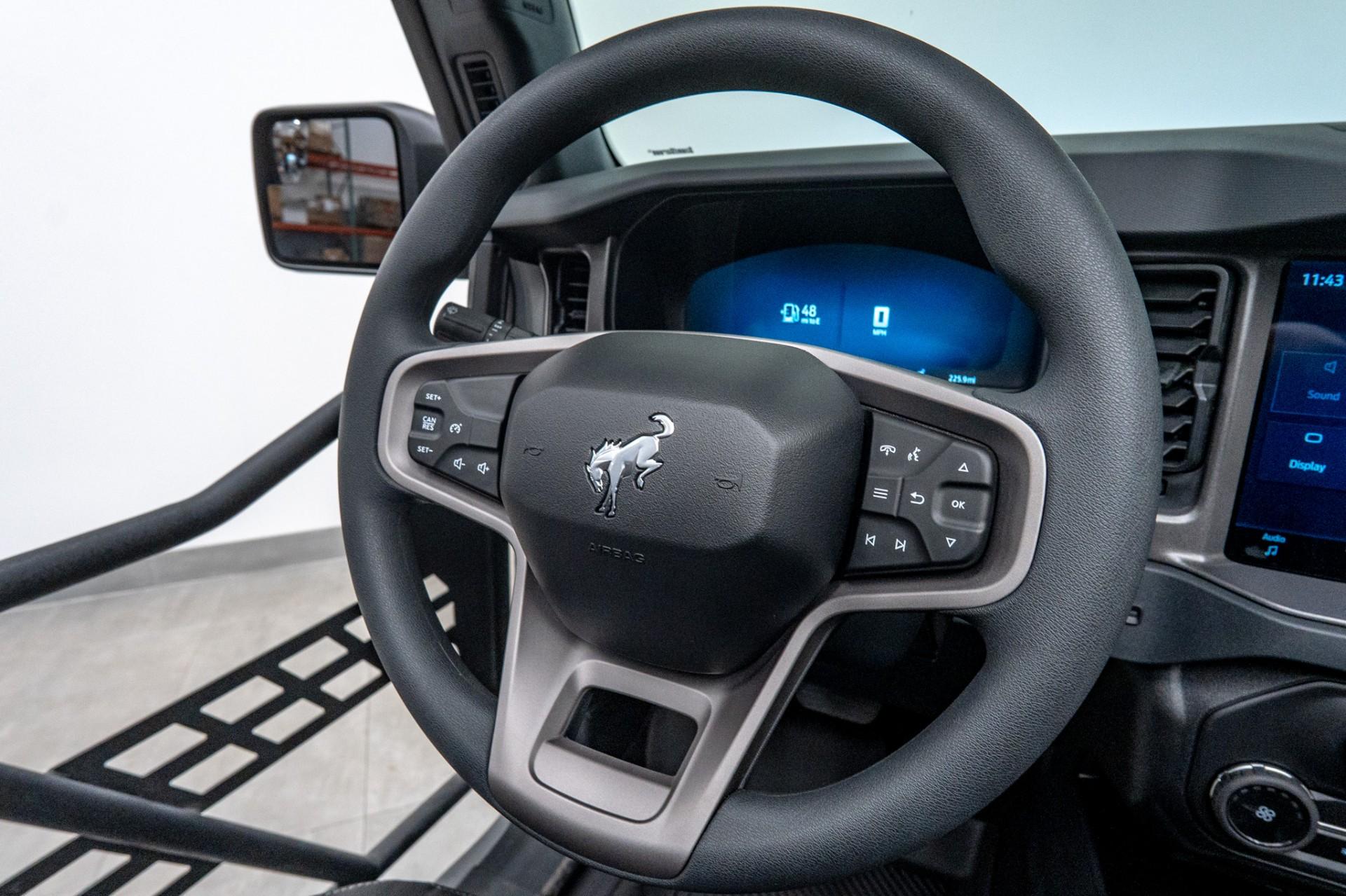 2025 FORD BRONCO in Carbonized Gray Metallic, photo 26 of 60