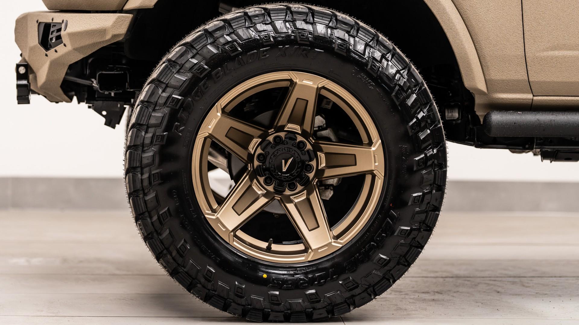 2025 FORD BRONCO in Tan, photo 16 of 53