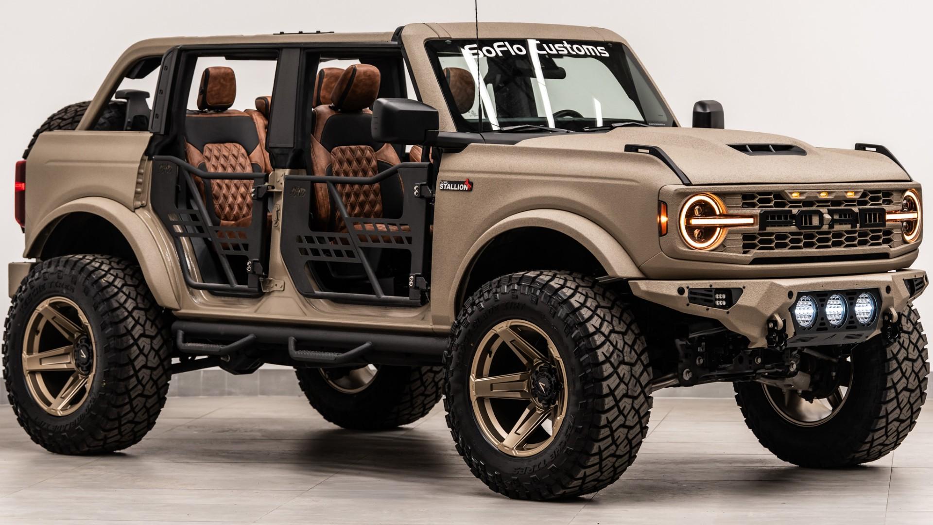 2025 FORD BRONCO in Tan, photo 24 of 53