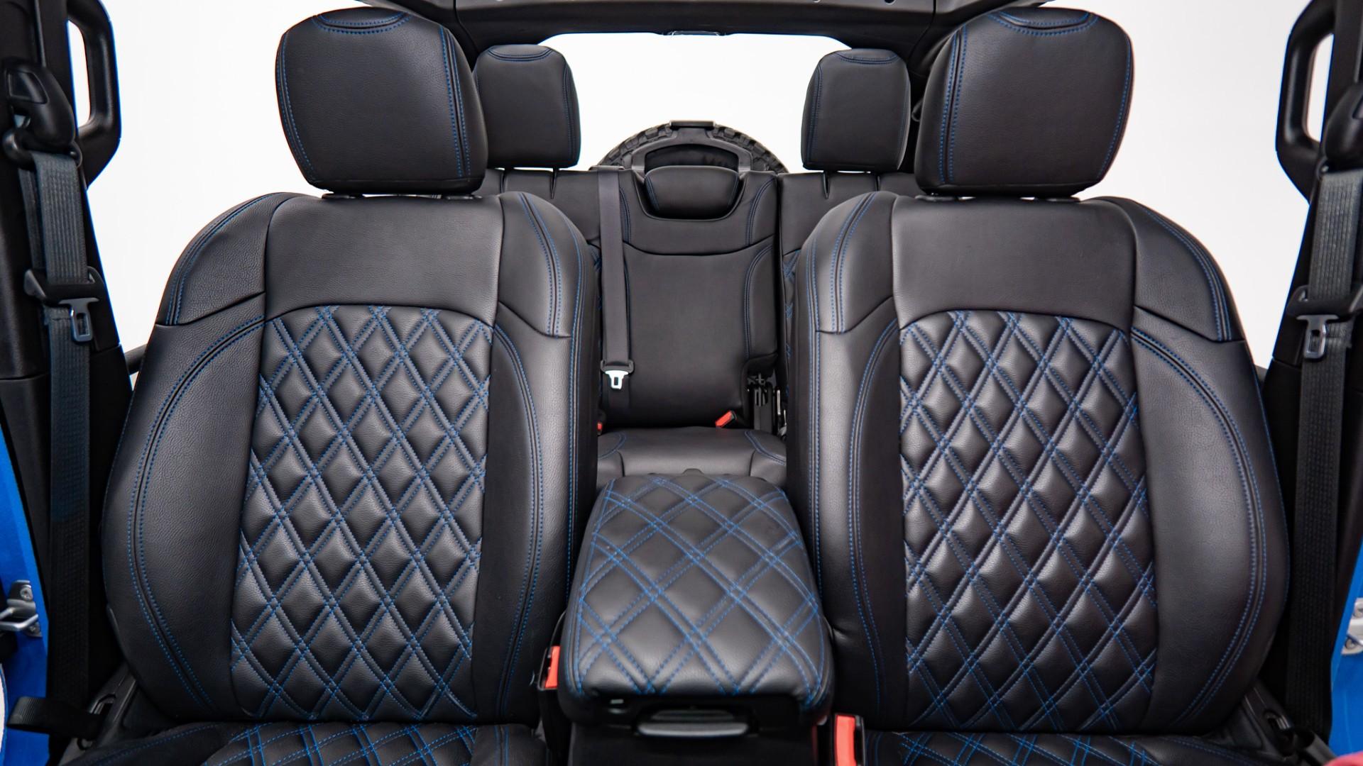 2026 JEEP WRANGLER 4X4 in Pepsi Blue, photo 21 of 60