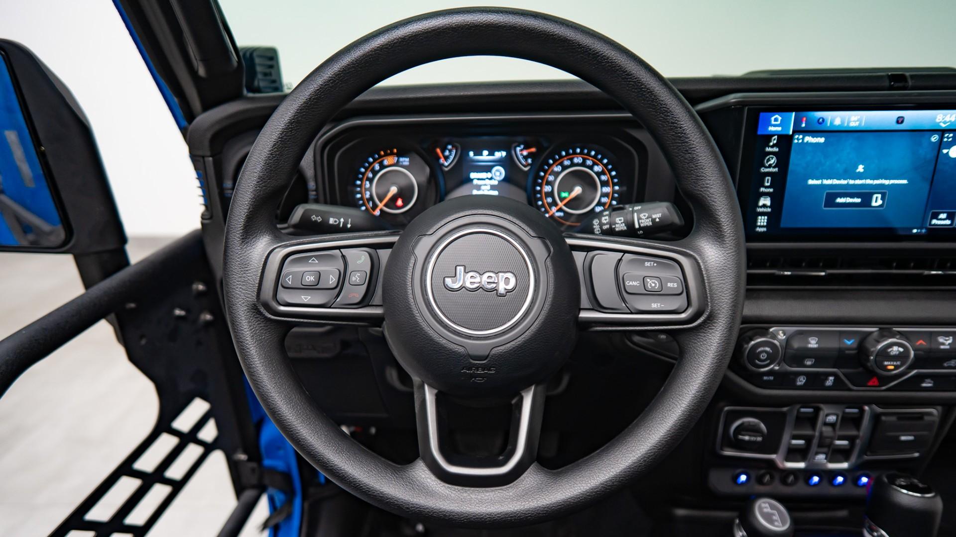 2026 JEEP WRANGLER 4X4 in Pepsi Blue, photo 25 of 60