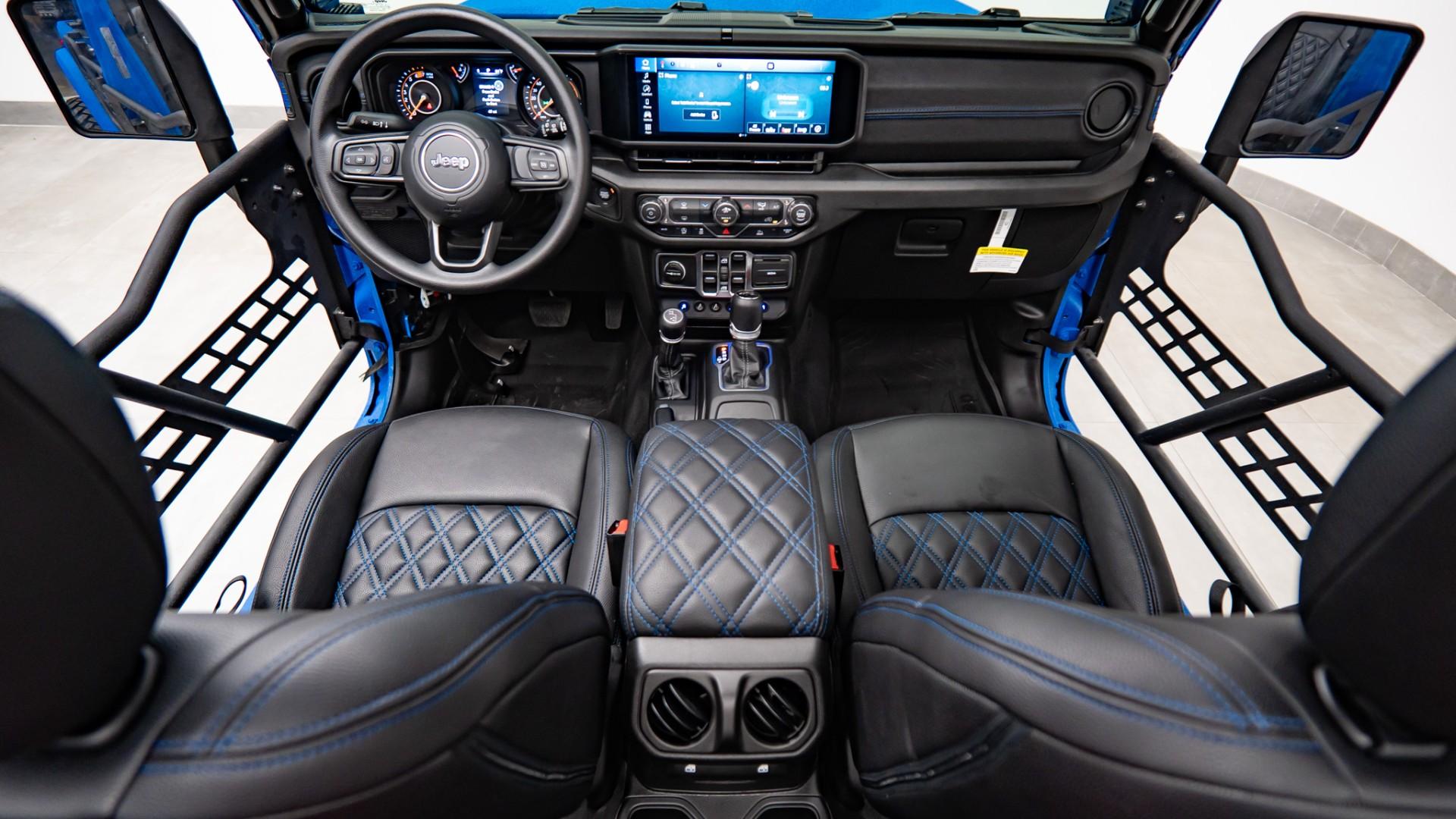 2026 JEEP WRANGLER 4X4 in Pepsi Blue, photo 2 of 5