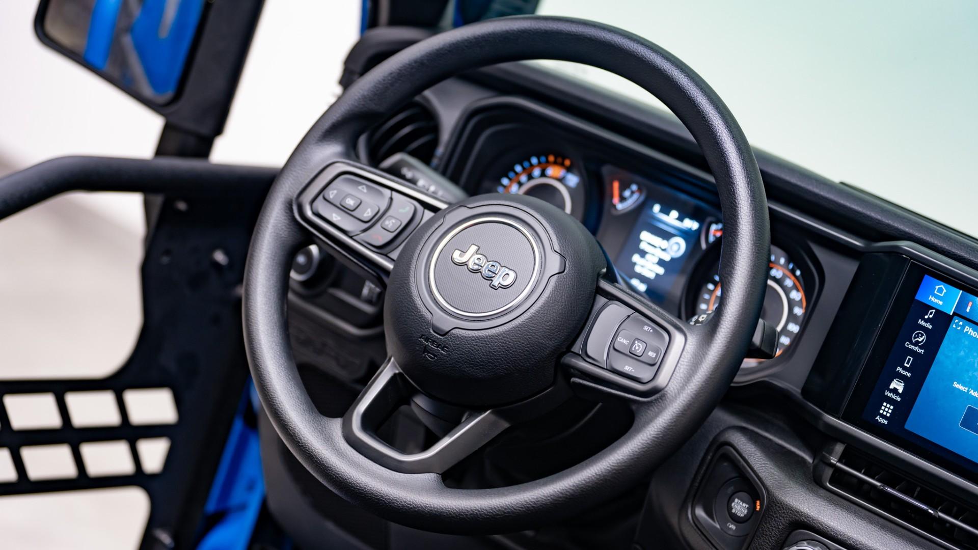 2026 JEEP WRANGLER 4X4 in Pepsi Blue, photo 32 of 60