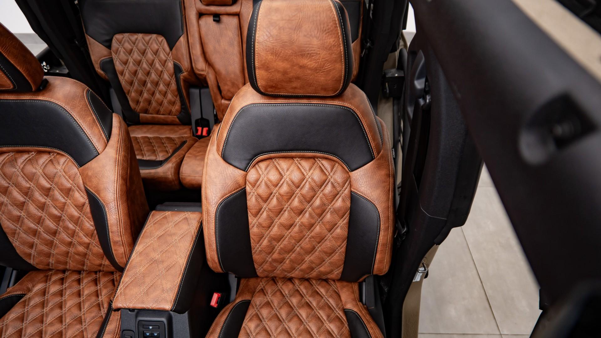 2025 FORD BRONCO 4X4 in Tan, photo 22 of 56