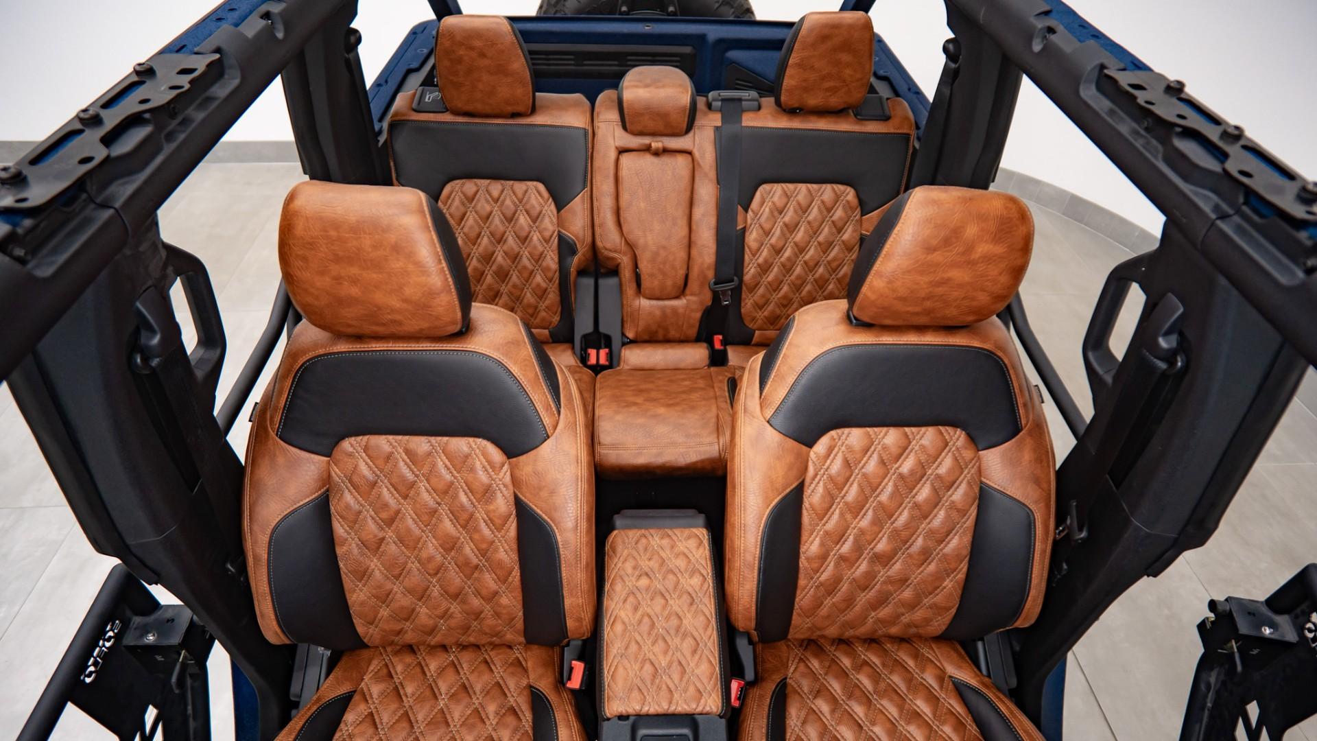 2025 FORD BRONCO in Blue, photo 3 of 60