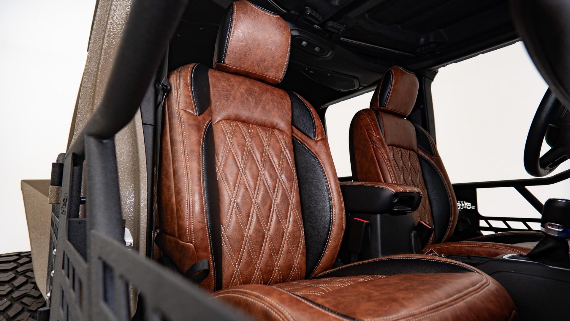 2025 JEEP GLADIATOR in Tan, photo 37 of 59