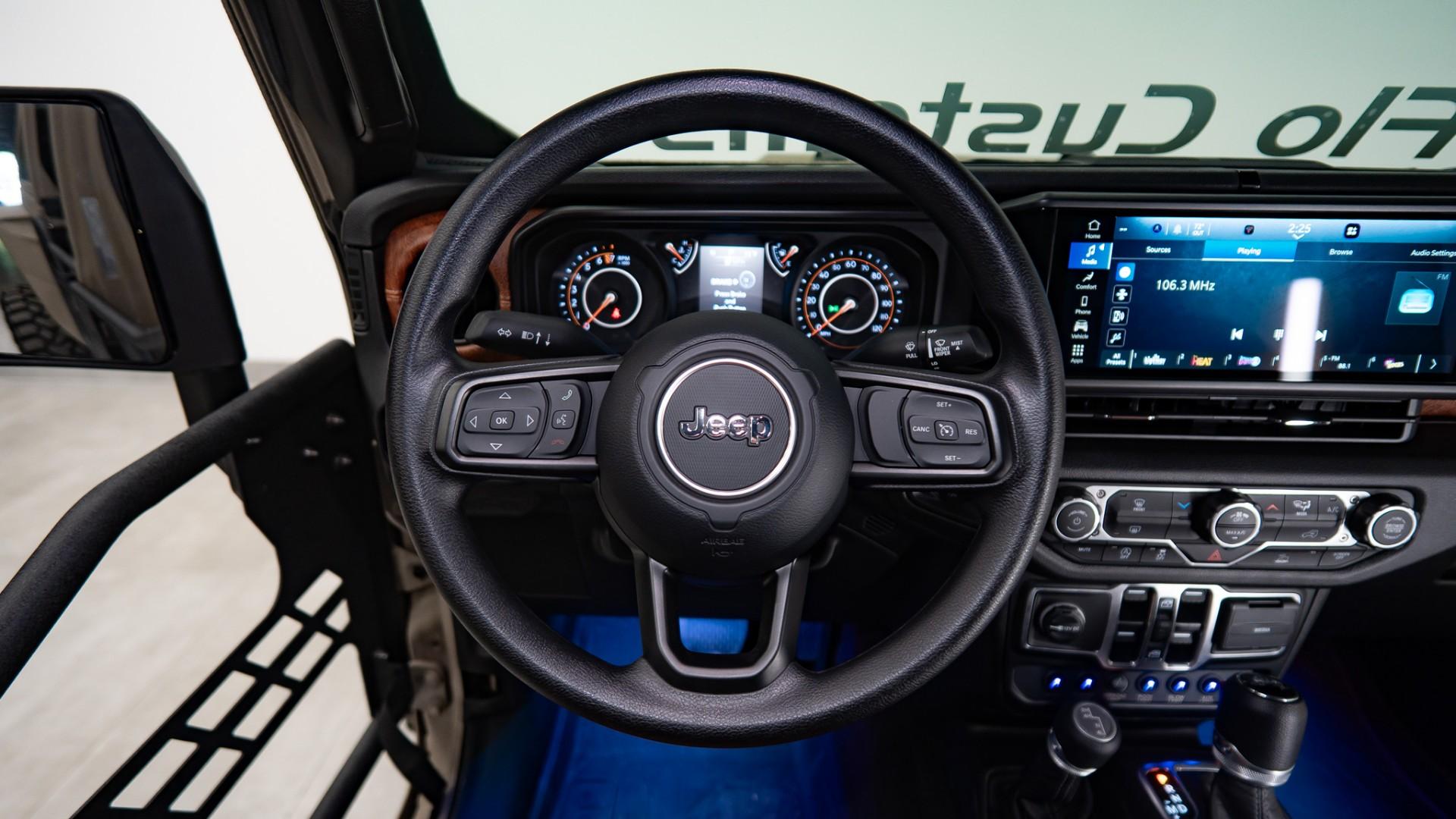 2025 JEEP GLADIATOR in Tan, photo 50 of 59