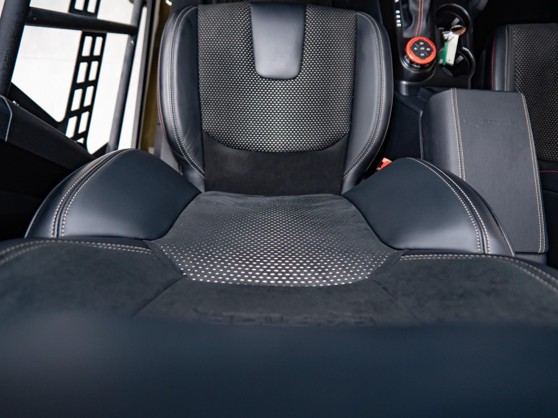 2024 FORD BRONCO RAPTOR in Shelter Green Metallic, photo 32 of 60