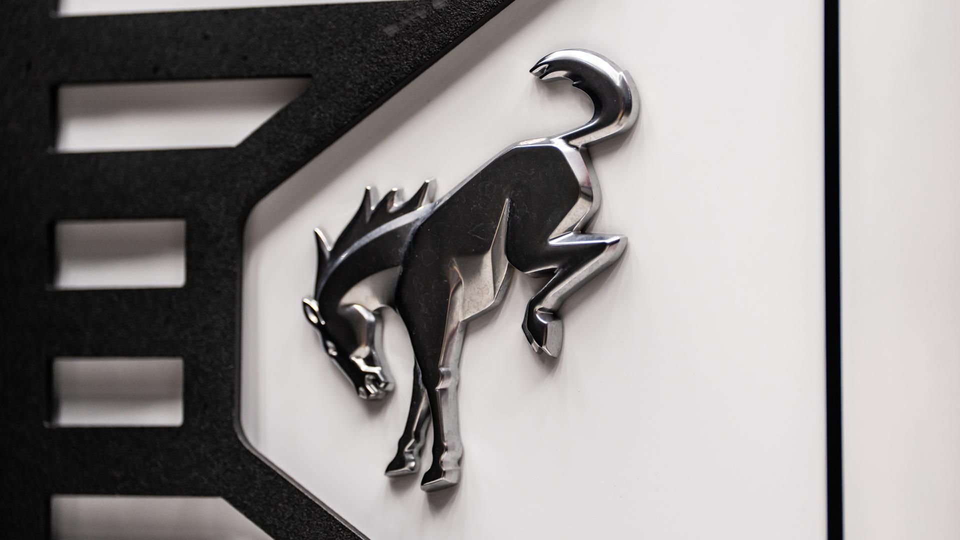 2026 FORD BRONCO in White, photo 8 of 47
