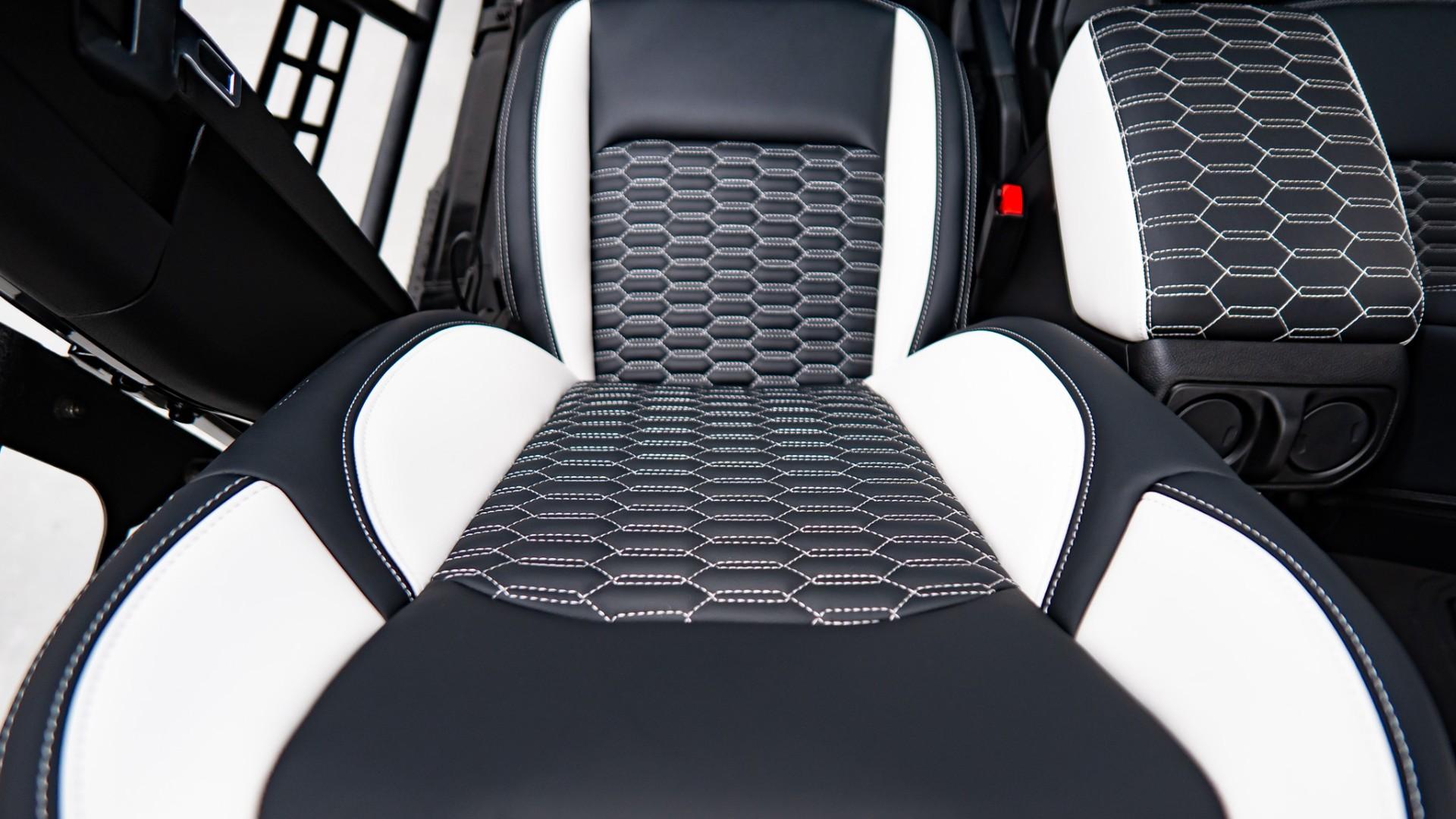 2026 JEEP WRANGLER 4X4 in Black, photo 23 of 57