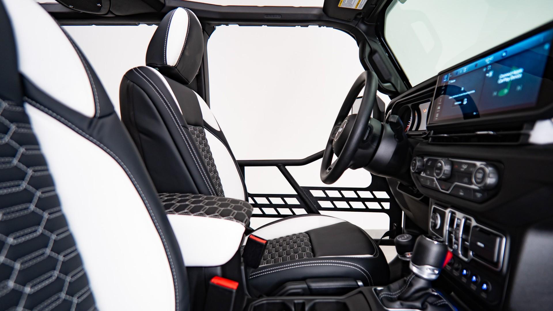2026 JEEP WRANGLER 4X4 in Black, photo 28 of 57