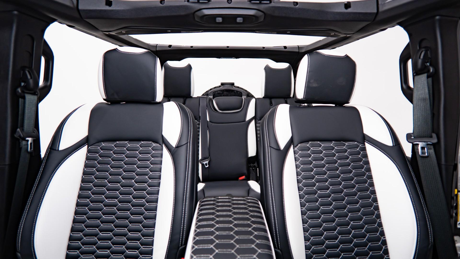 2026 JEEP WRANGLER 4X4 in Black, photo 30 of 57