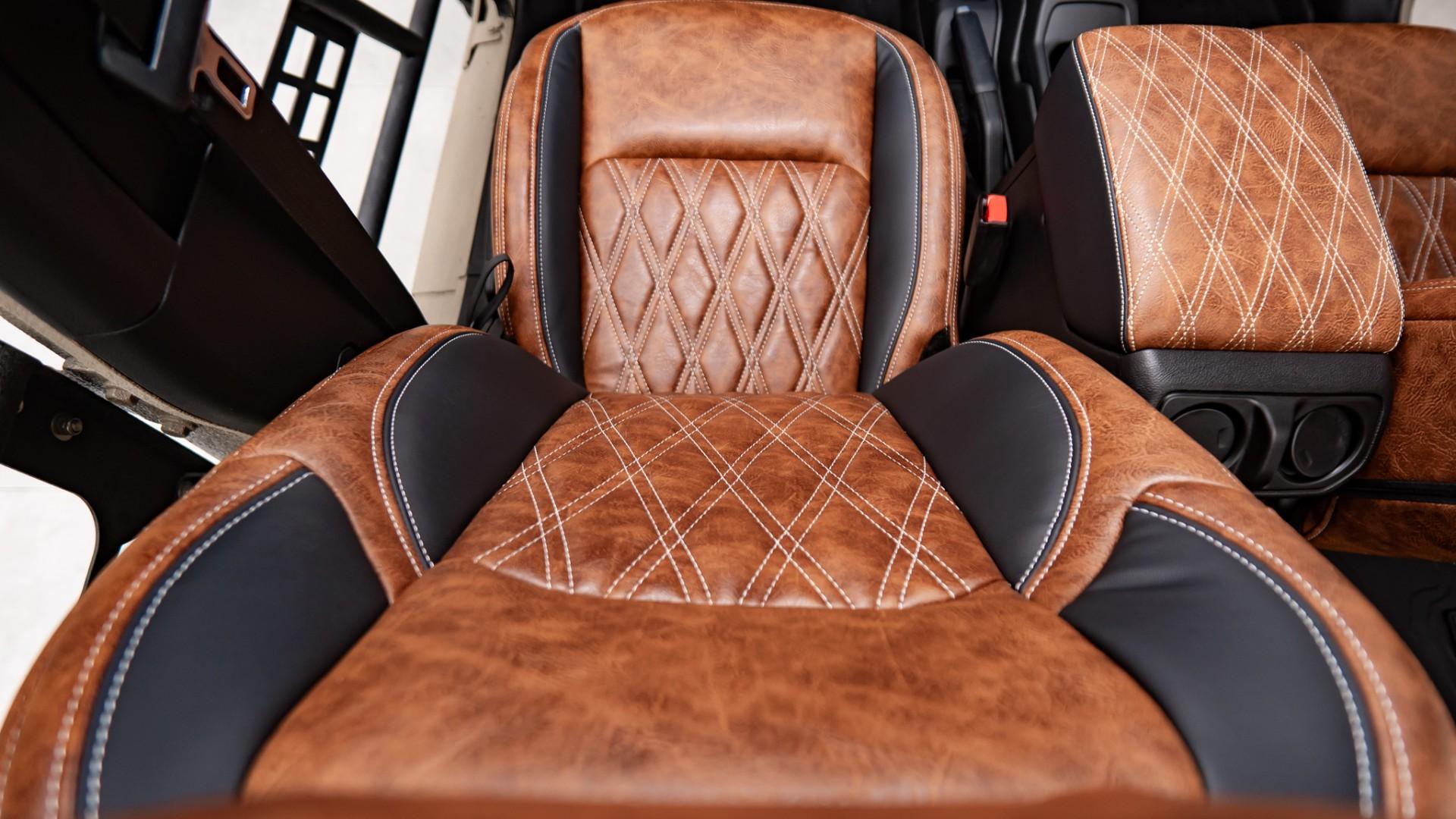 2026 JEEP WRANGLER in Tan, photo 25 of 59