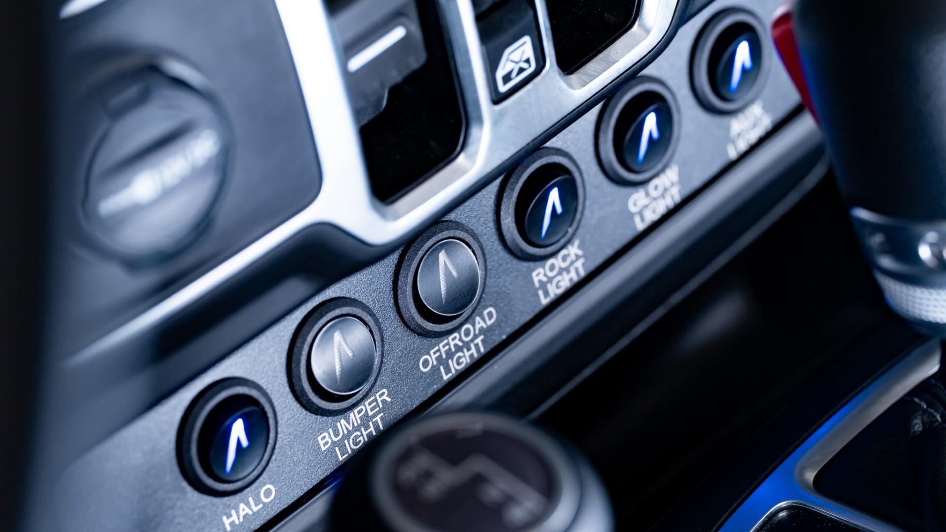 2026 JEEP WRANGLER 4X4 in Gray, photo 41 of 54