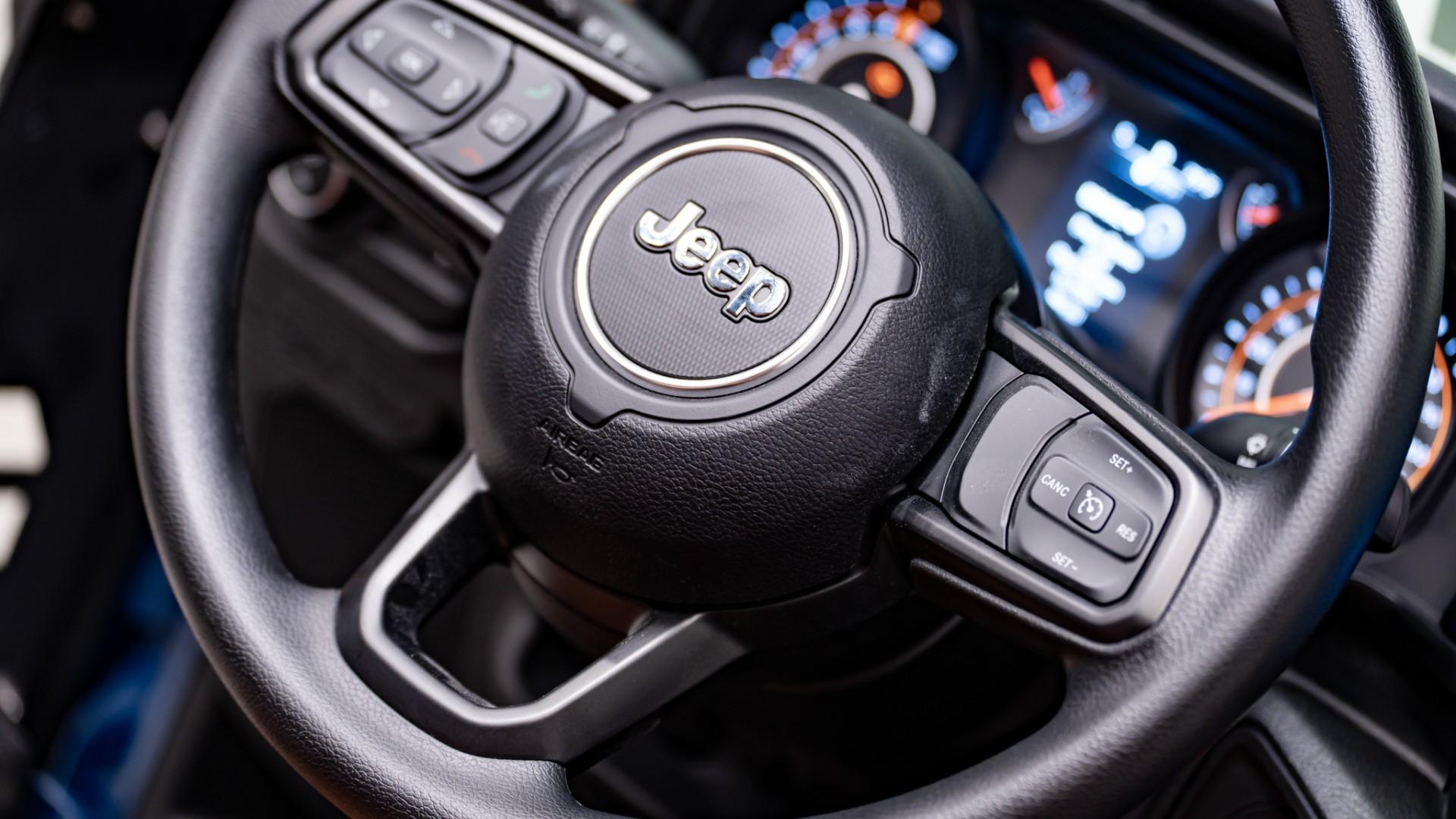 2026 JEEP GLADIATOR in Blue, photo 20 of 60