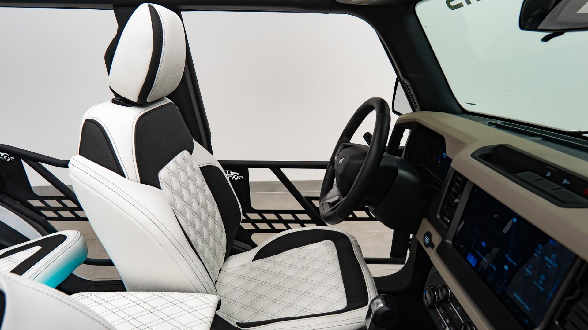 2025 FORD BRONCO in White, photo 38 of 48