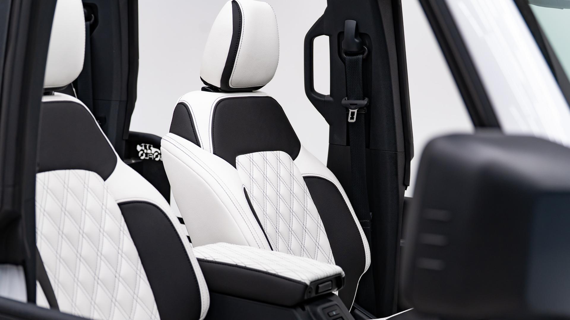 2025 FORD BRONCO in White, photo 37 of 48