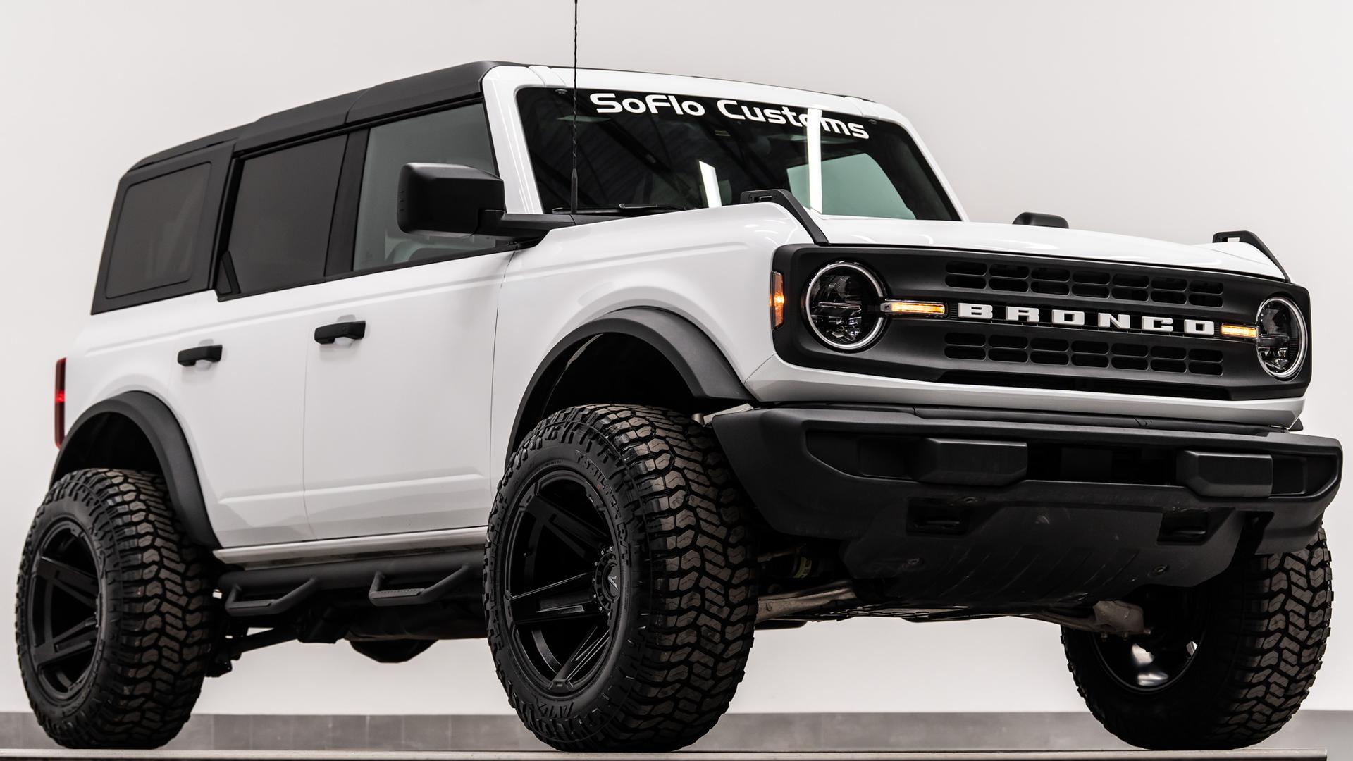 2025 FORD BRONCO in White, photo 5 of 48