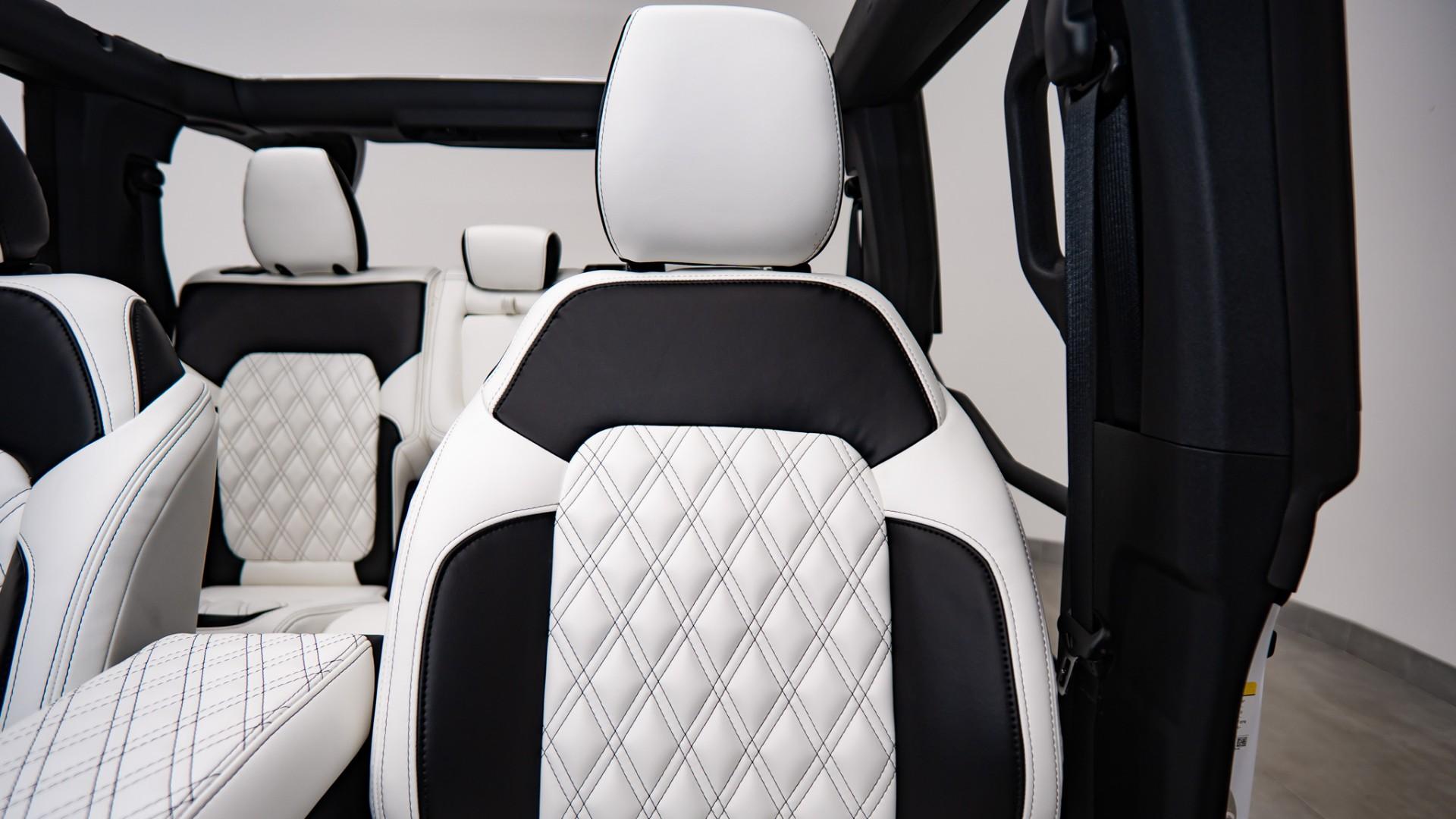 2026 FORD BRONCO in White, photo 24 of 55