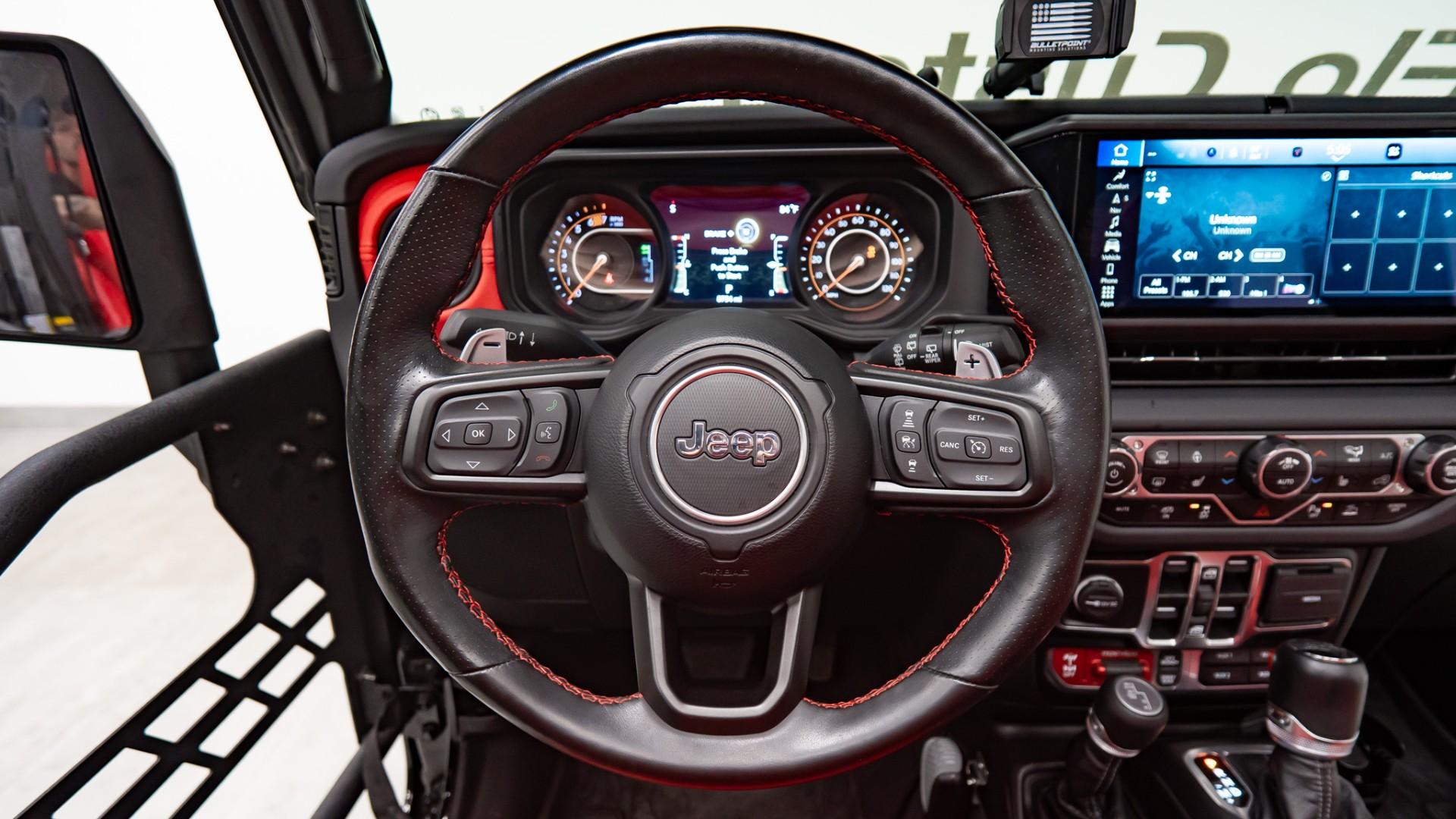 2024 JEEP WRANGLER in BLACK CLEARCOAT, photo 26 of 60