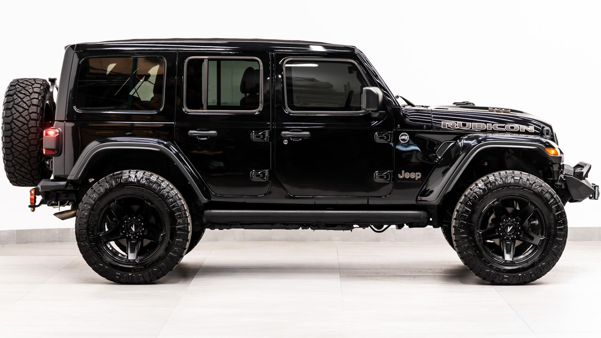 2024 JEEP WRANGLER in BLACK CLEARCOAT, photo 8 of 60