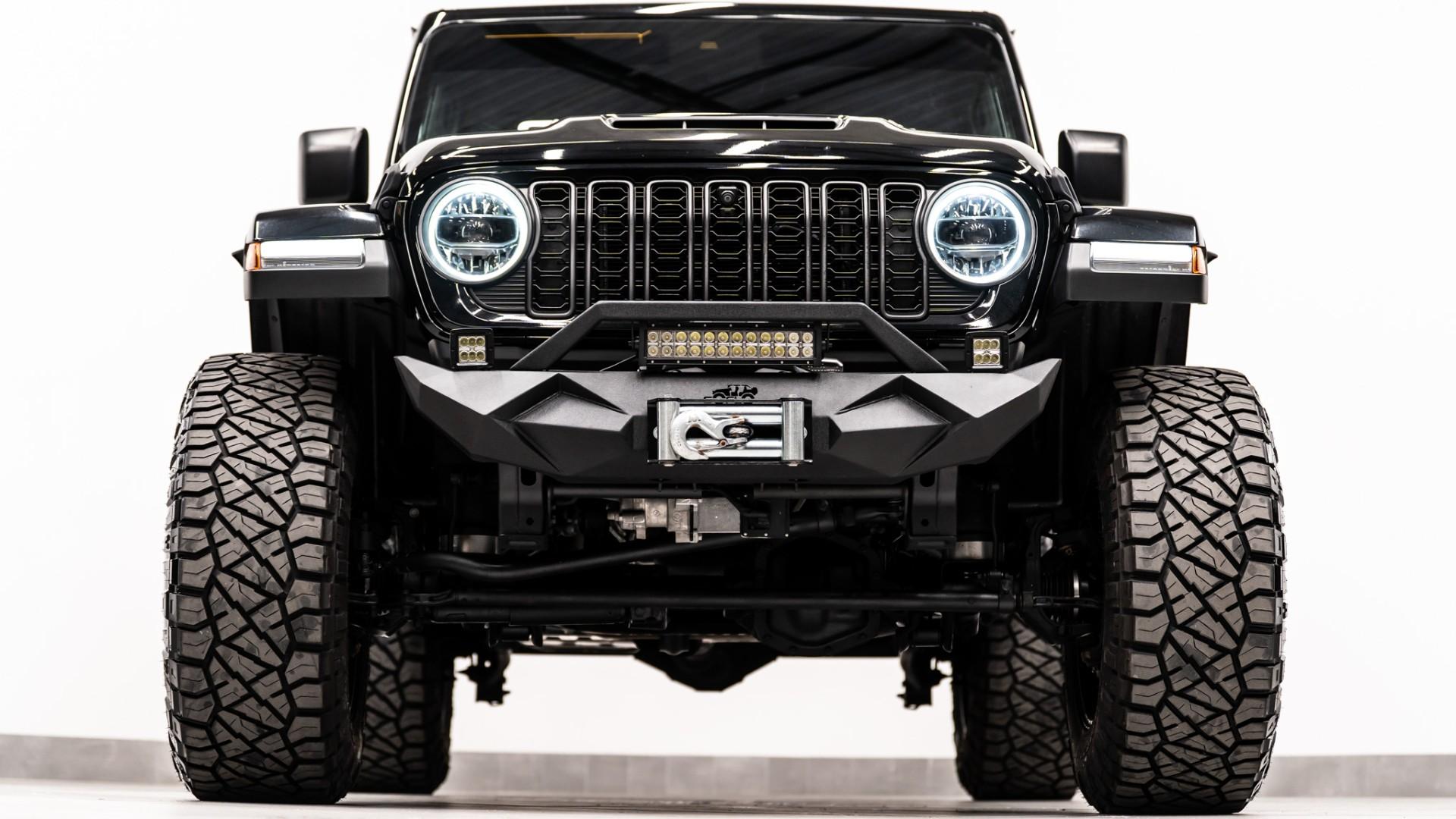 2024 JEEP WRANGLER in BLACK CLEARCOAT, photo 49 of 60
