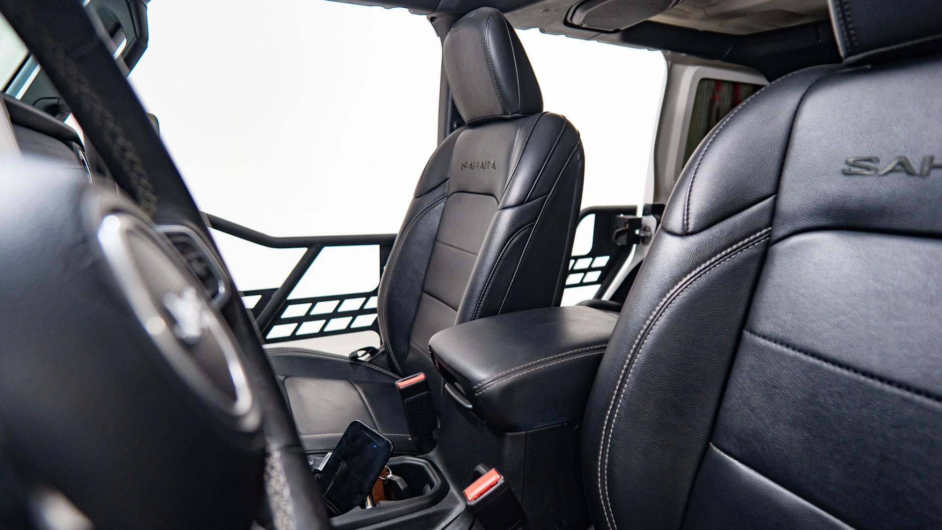 2023 JEEP WRANGLER 4XE in White, photo 33 of 60