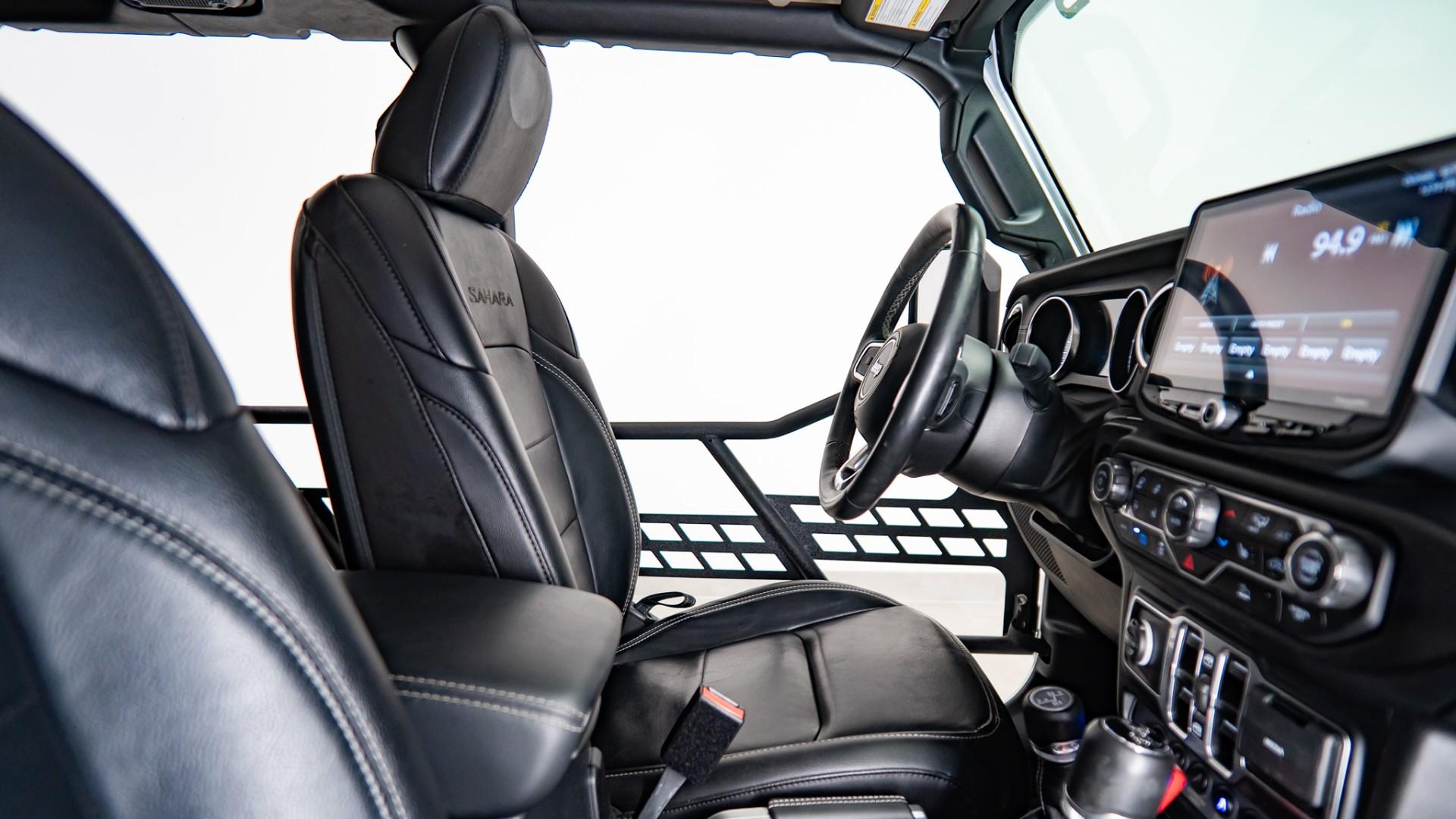2023 JEEP WRANGLER 4XE in White, photo 36 of 60