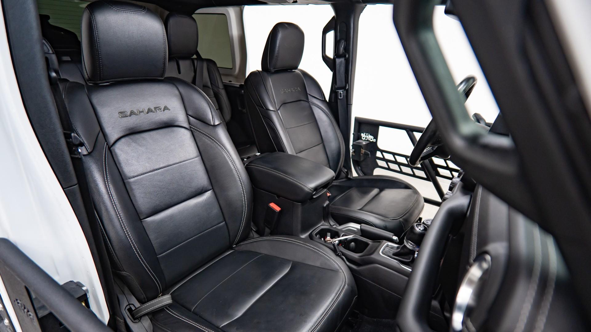 2023 JEEP WRANGLER 4XE in White, photo 38 of 60