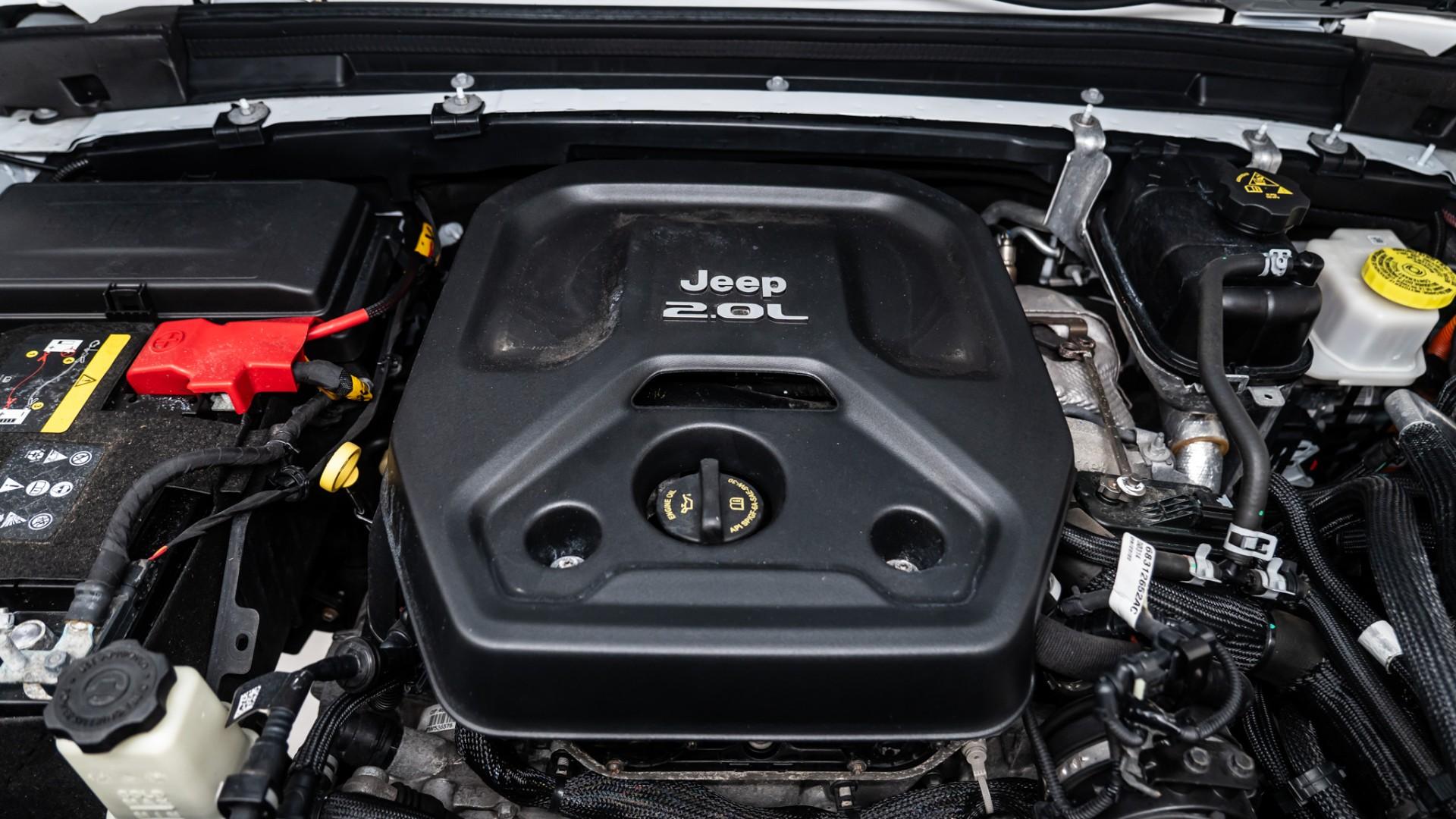 2023 JEEP WRANGLER 4XE in White, photo 40 of 60