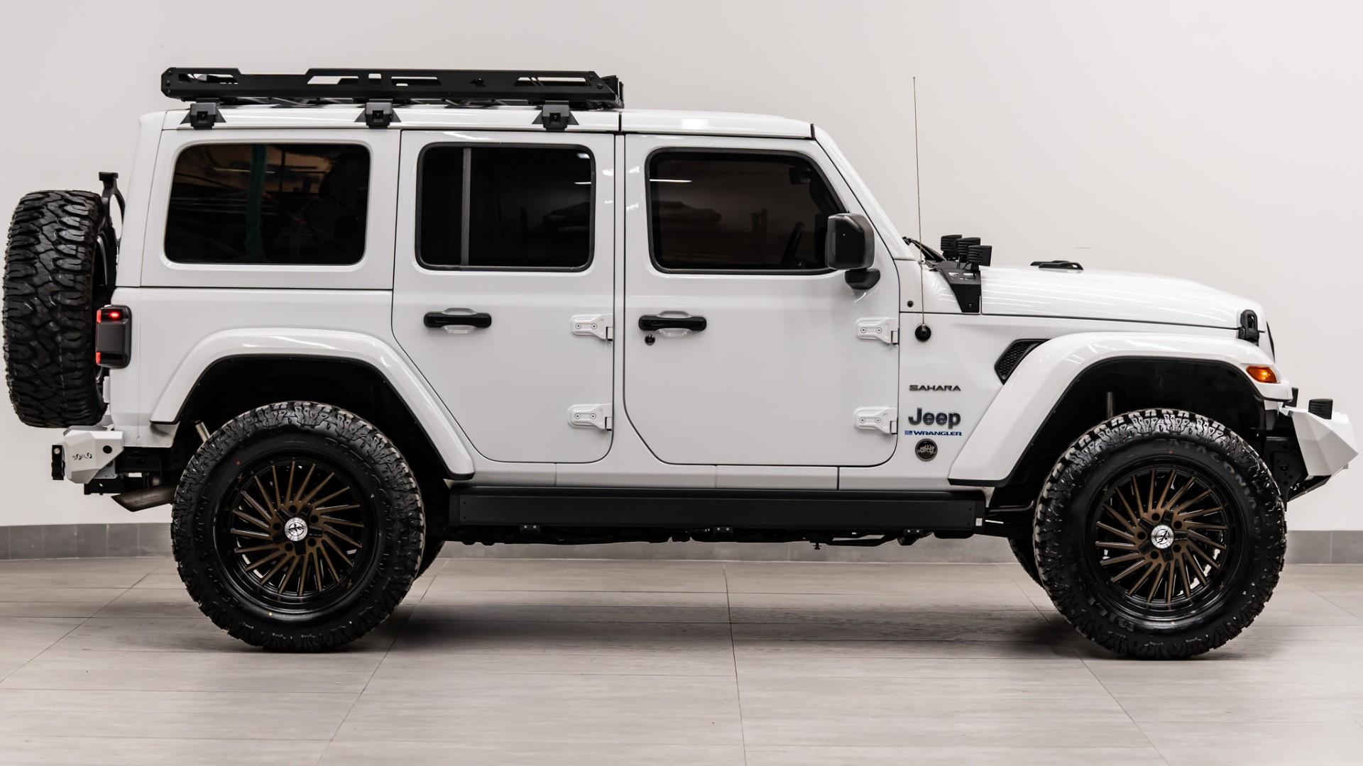 2023 JEEP WRANGLER 4XE in White, photo 8 of 60