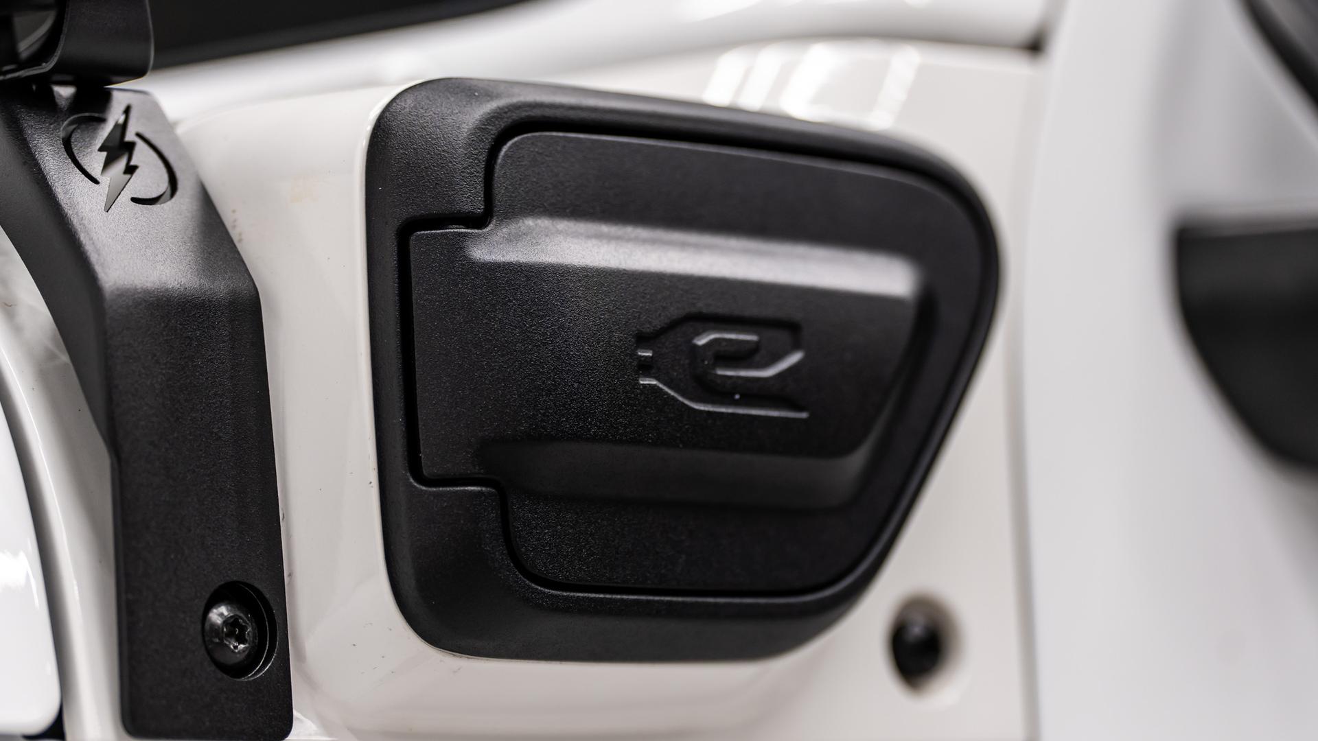 2023 JEEP WRANGLER 4XE in White, photo 57 of 60
