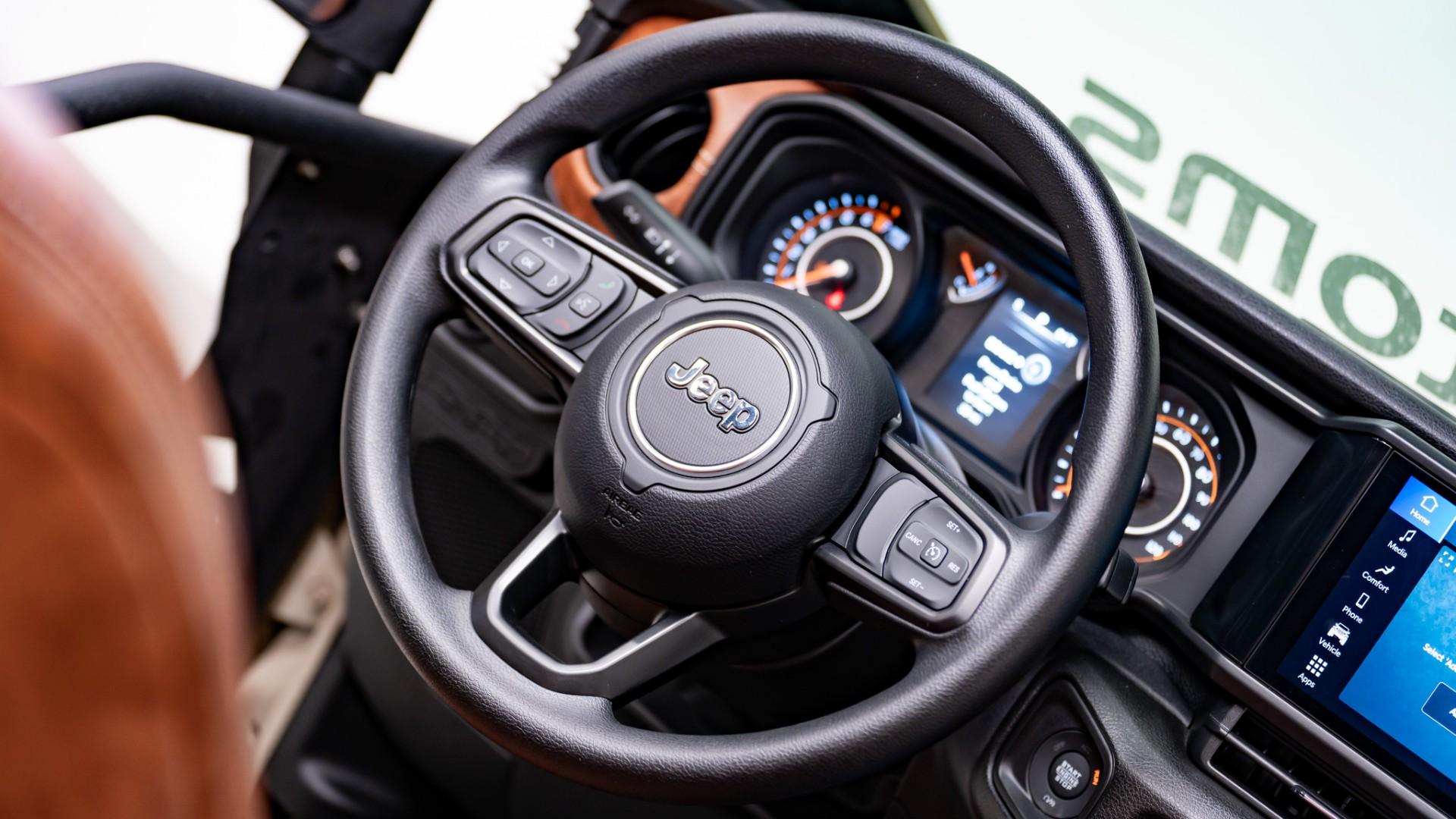 2026 JEEP GLADIATOR in Tan, photo 51 of 60