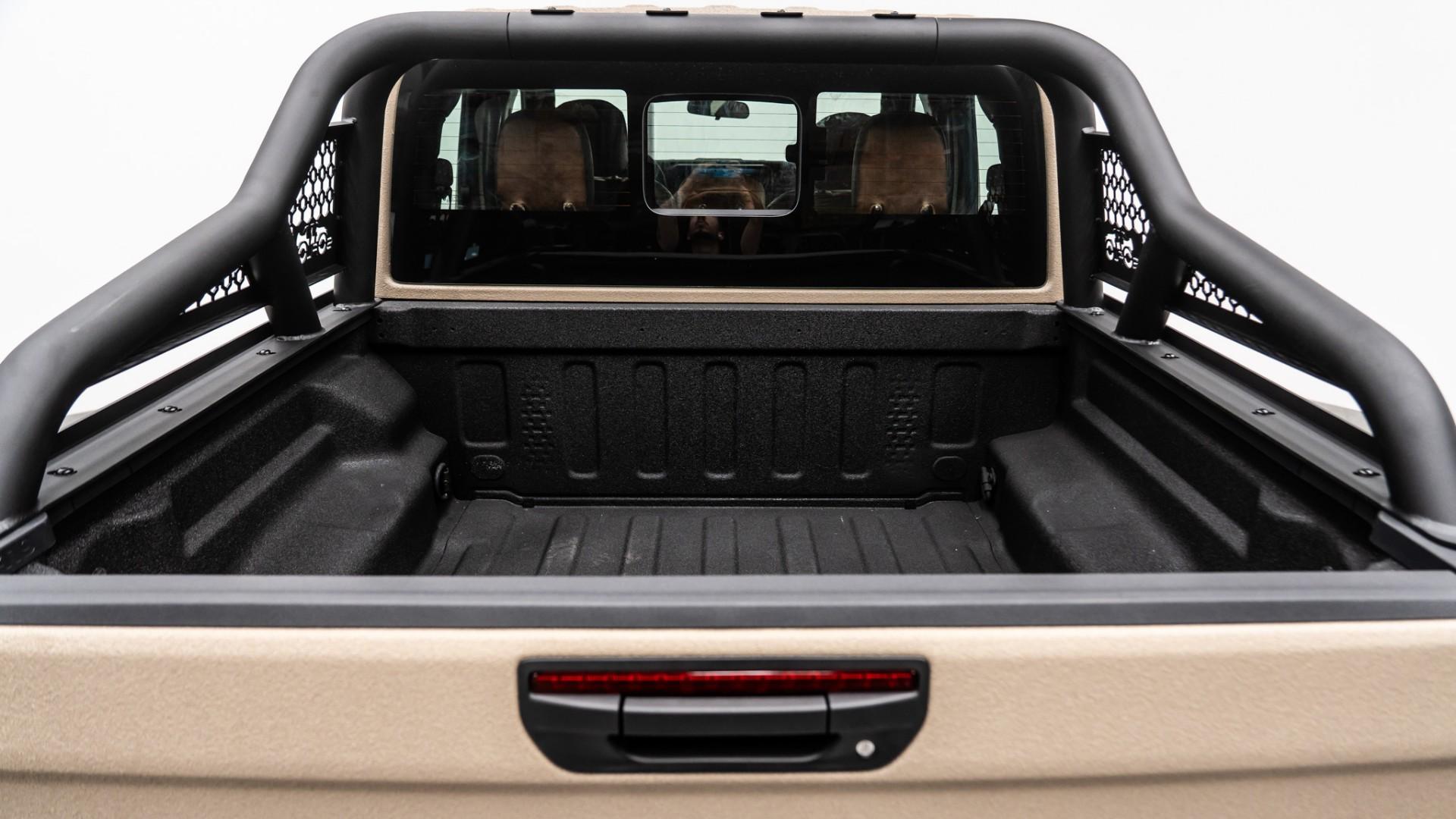 2026 JEEP GLADIATOR in Tan, photo 10 of 60