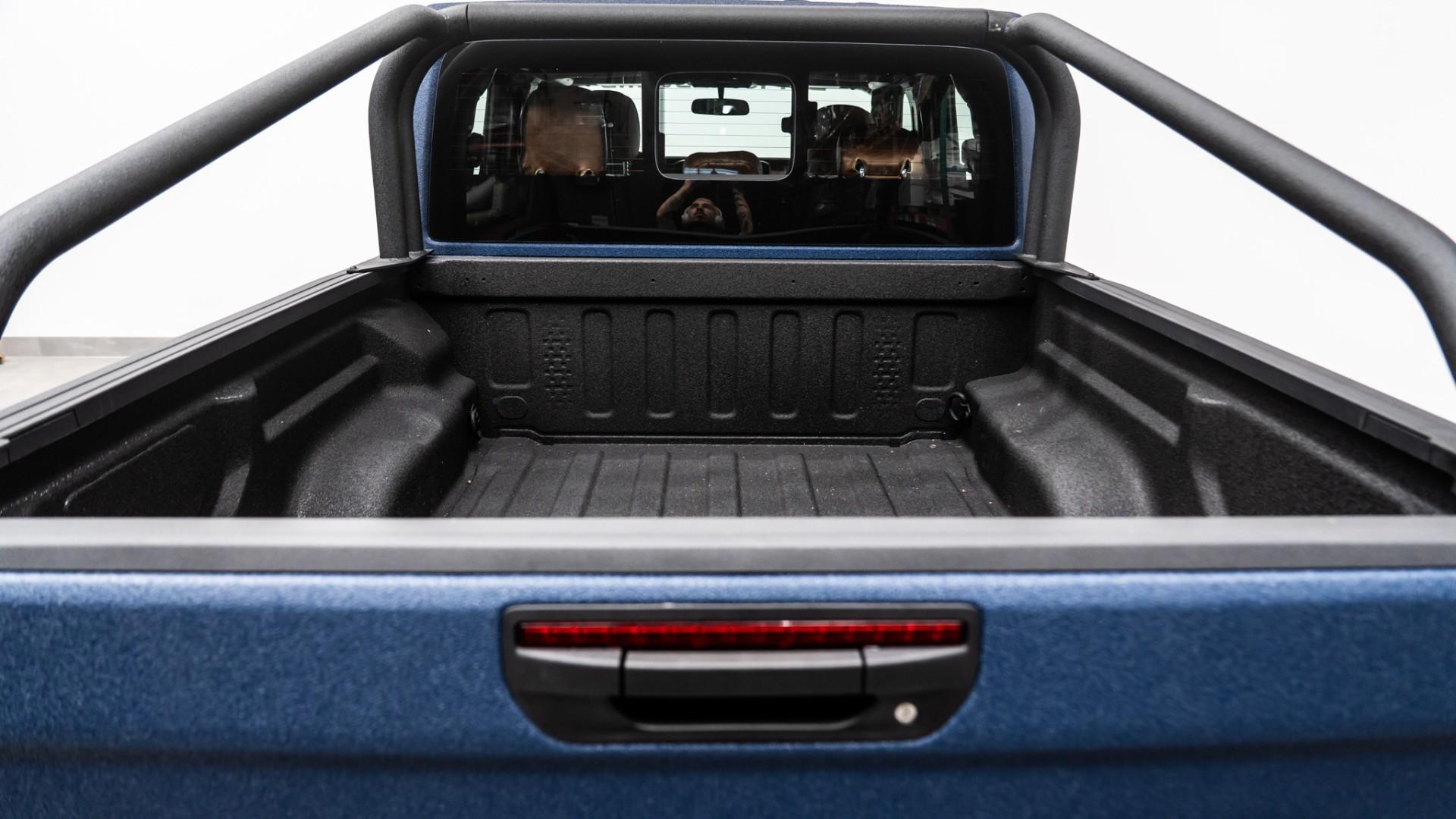 2026 JEEP GLADIATOR in Blue, photo 41 of 60