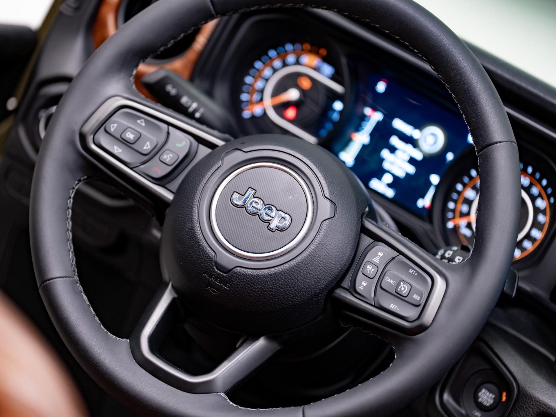 2025 JEEP WRANGLER in 41, photo 18 of 59