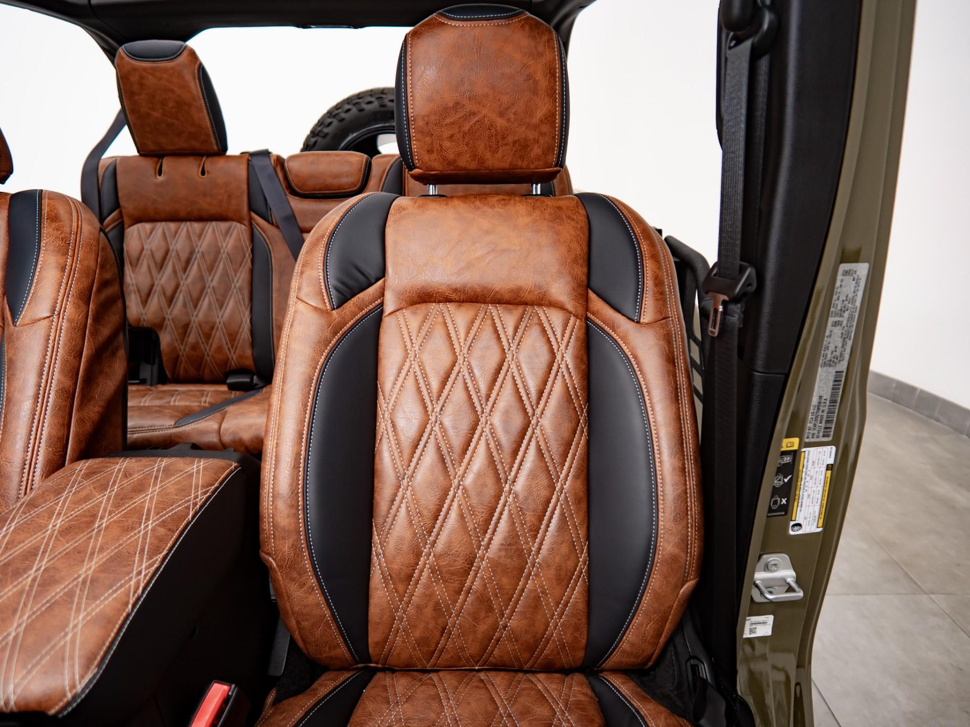 2025 JEEP WRANGLER in 41, photo 32 of 59